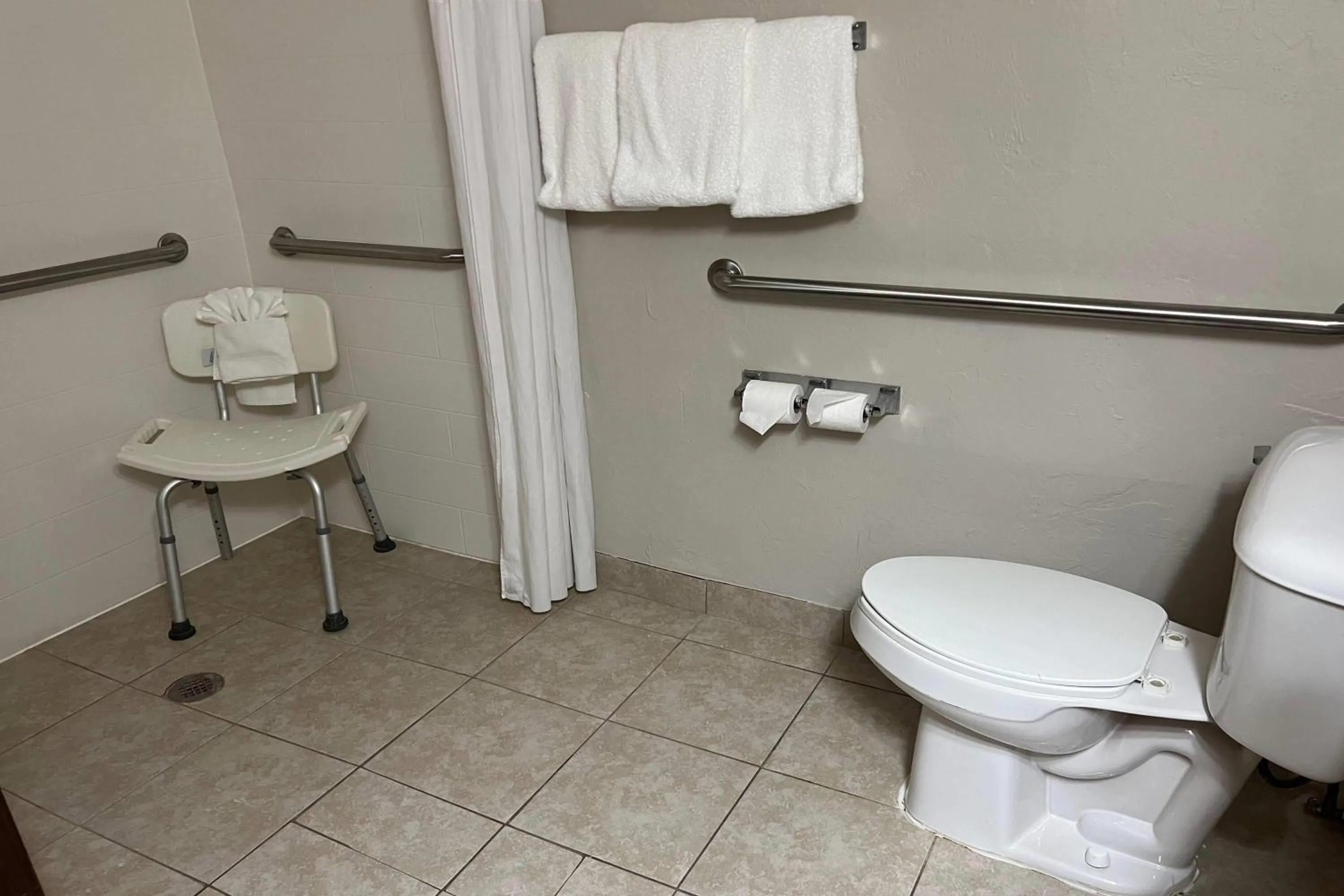 Shower in Days Inn by Wyndham Norman