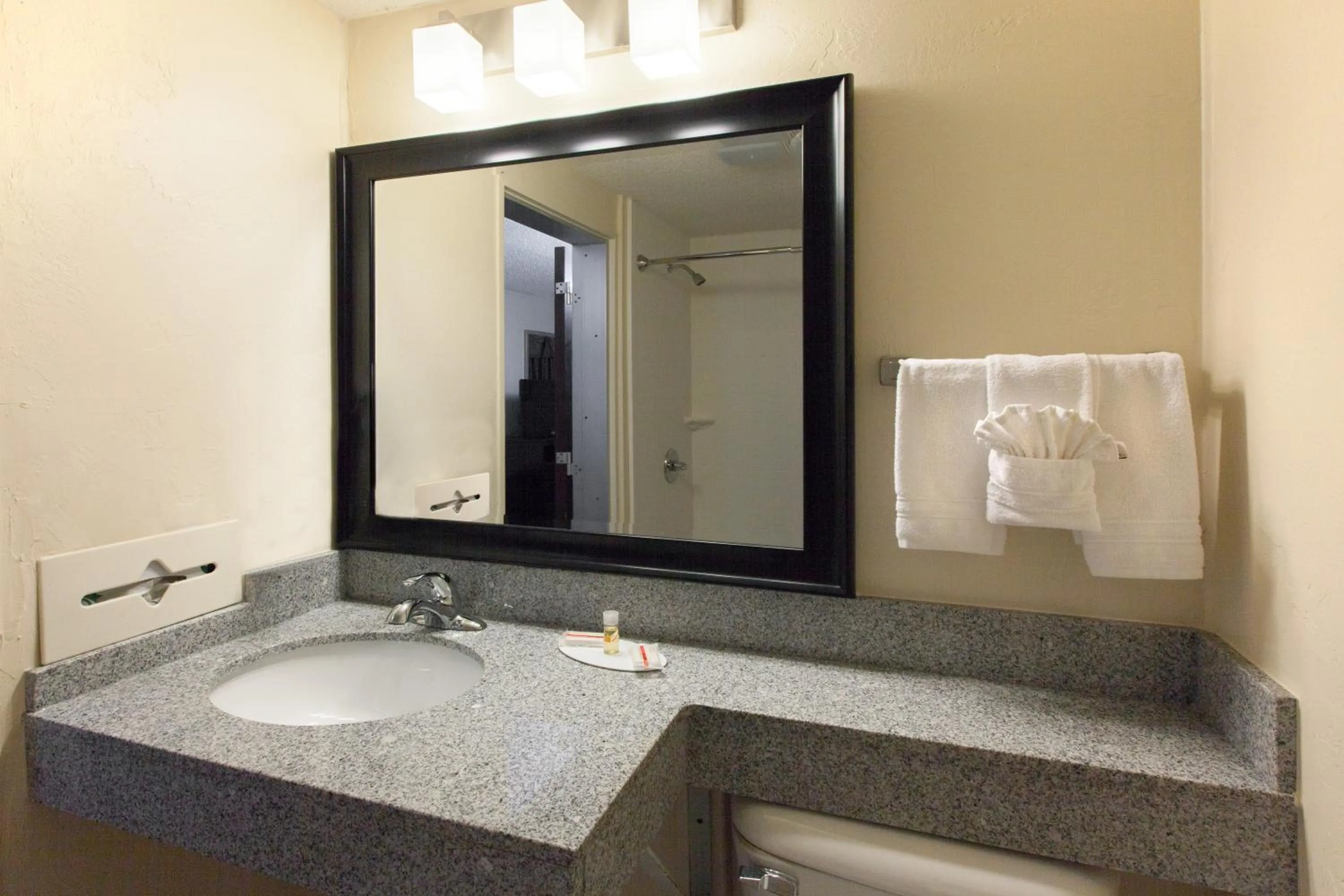 Bathroom in Days Inn by Wyndham Norman