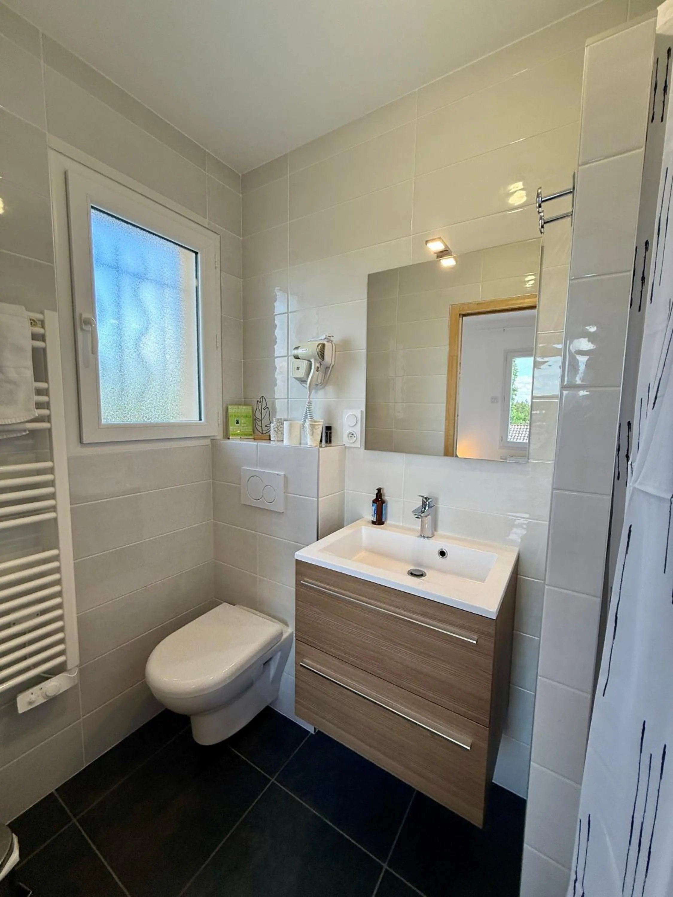 Shower in Chambres d'hôtes Grange Debout