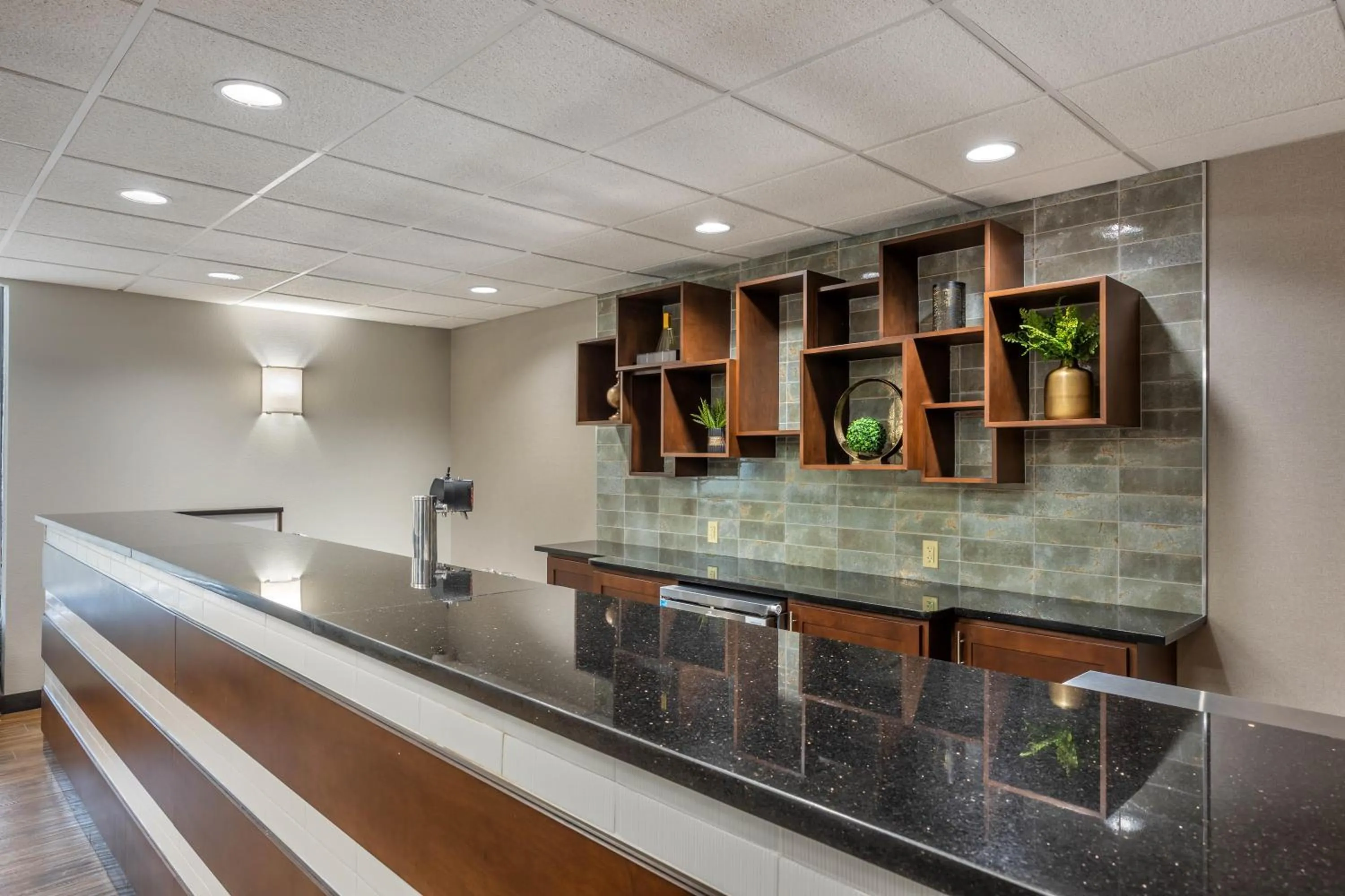 Lounge or bar in Drury Inn & Suites Springfield MO