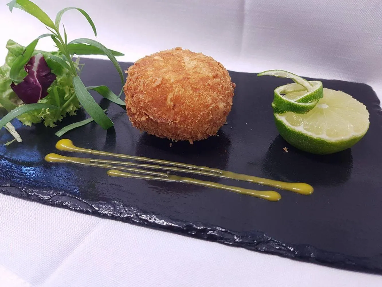 Restaurant/places to eat in Le President-Gare Nimes Pont Du Gard