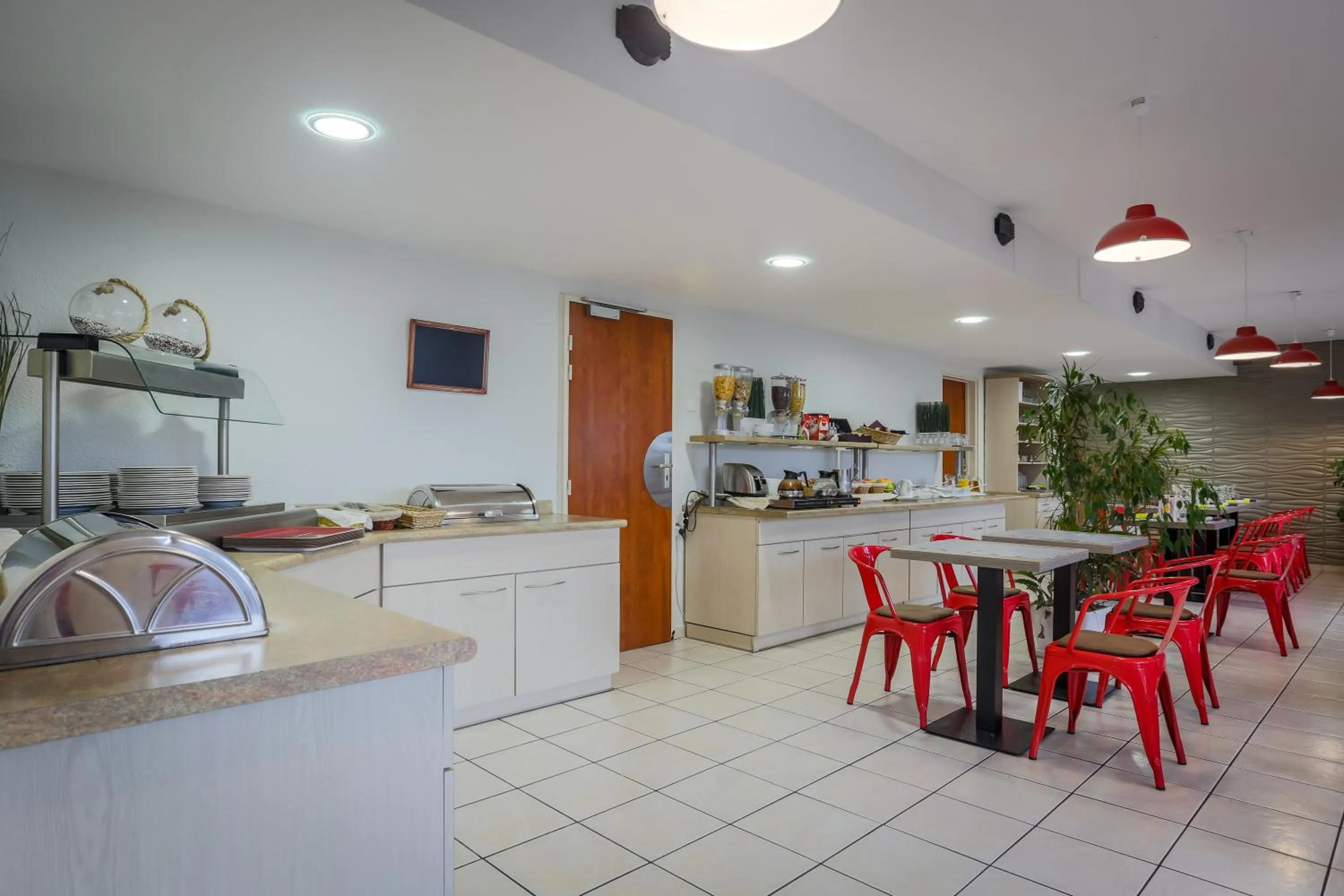 Breakfast in Adams Hotel