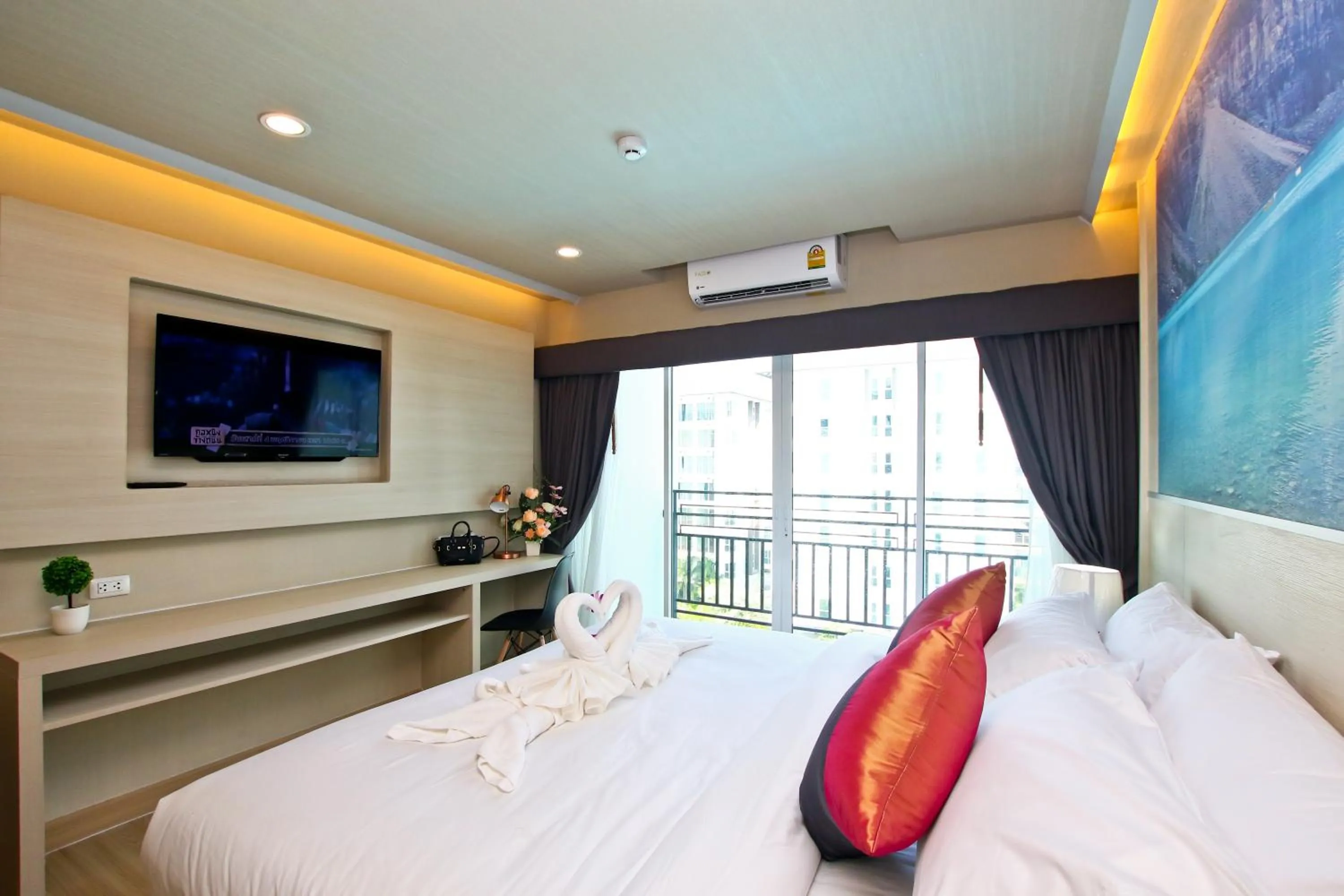 Bedroom in Le Breeze Resort Hua hin