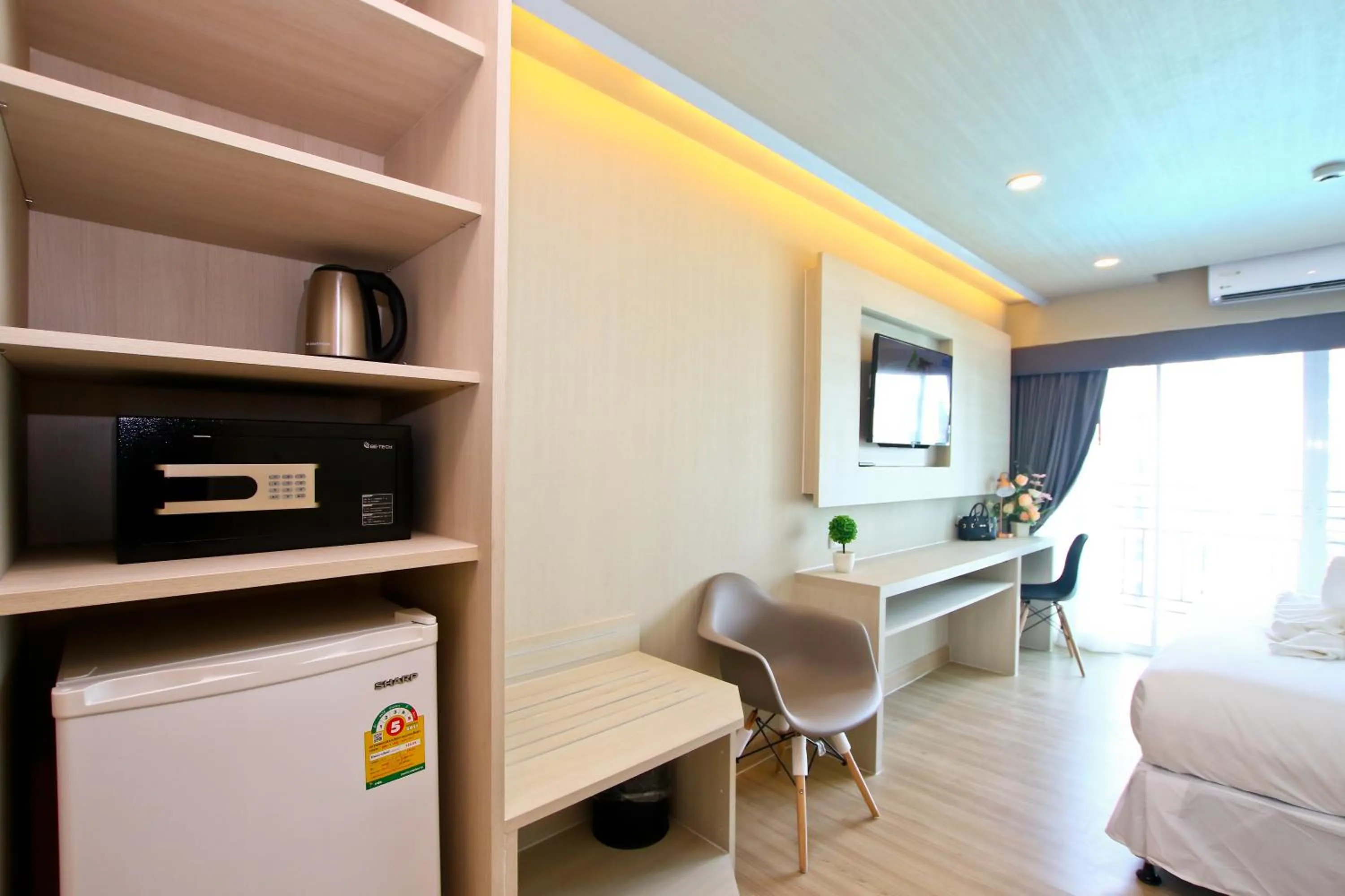 Photo of the whole room in Le Breeze Resort Hua hin