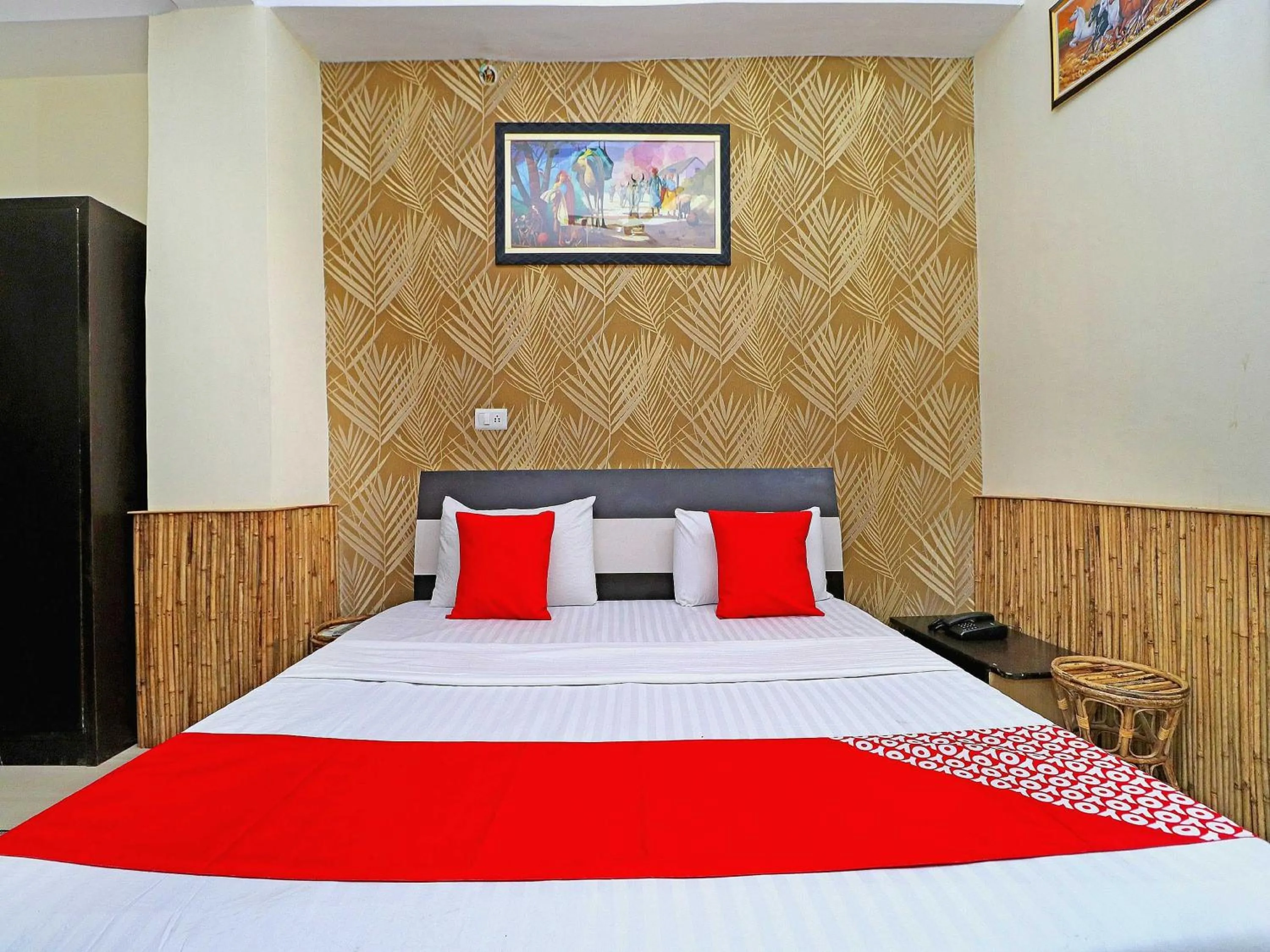 Bedroom, Bed in Hotel O Welcome Lounge