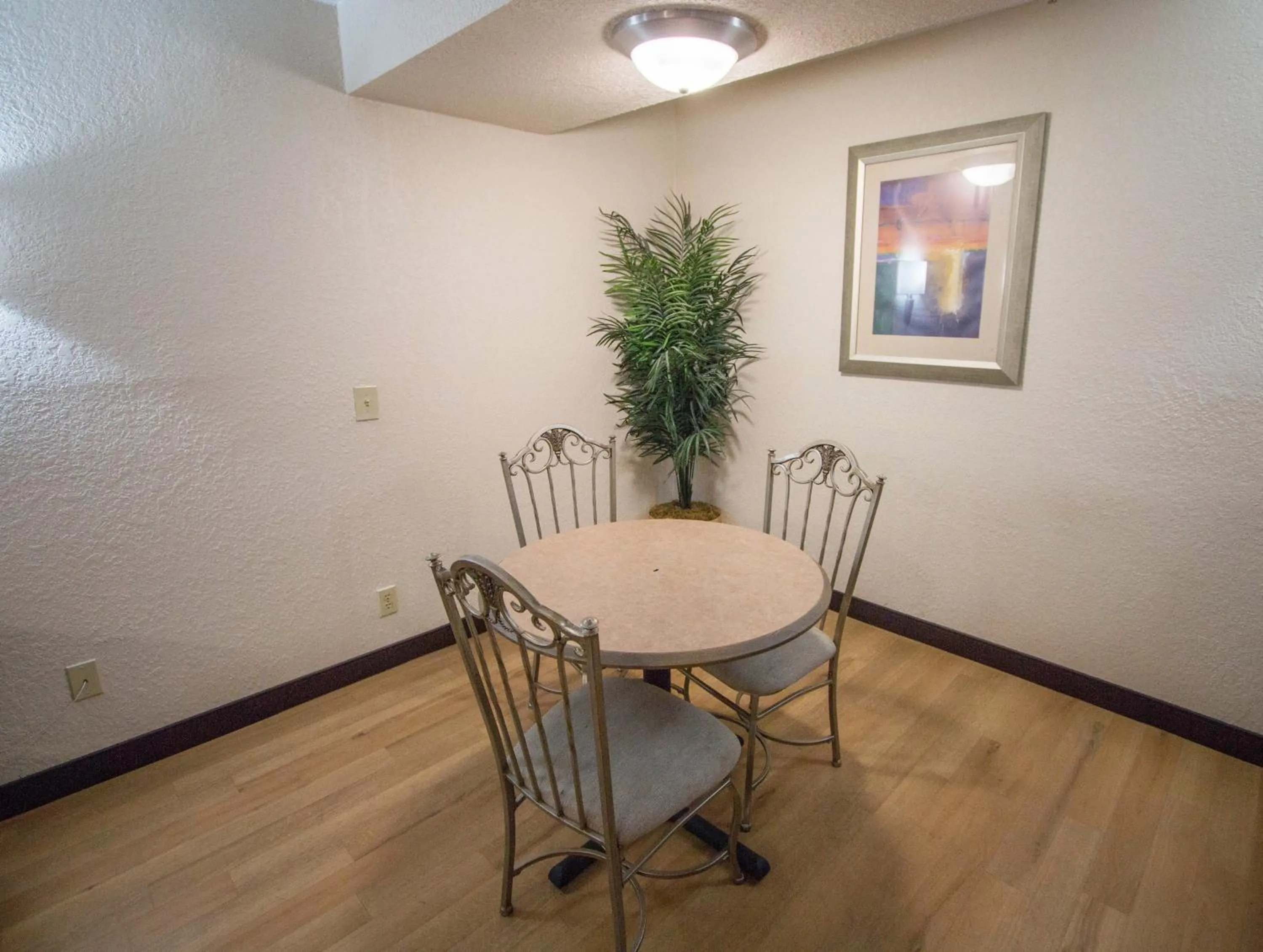 Photo of the whole room in Red Roof Inn Hilton Head Island