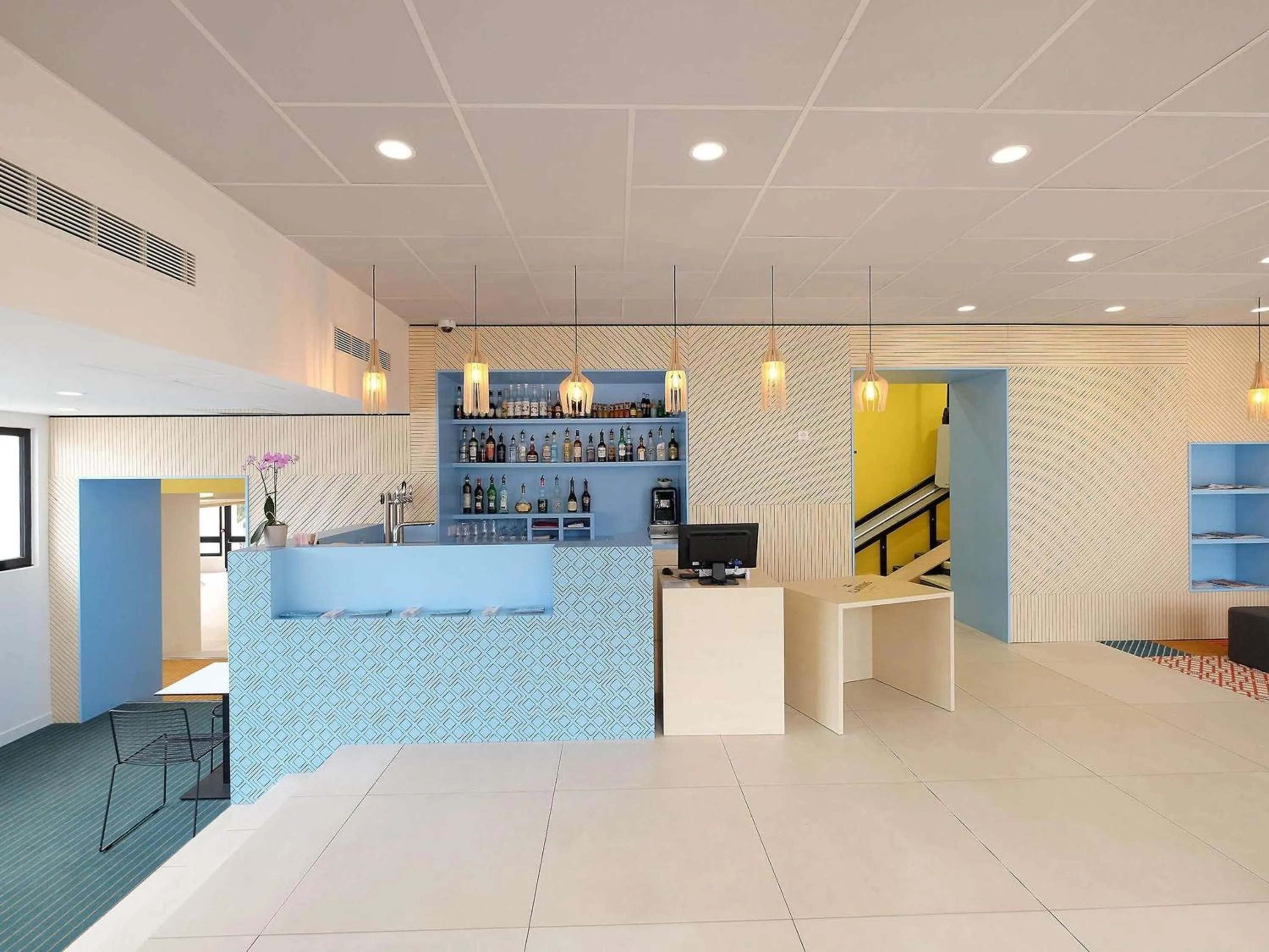 Property building in Hôtel ibis Styles Auxerre Nord