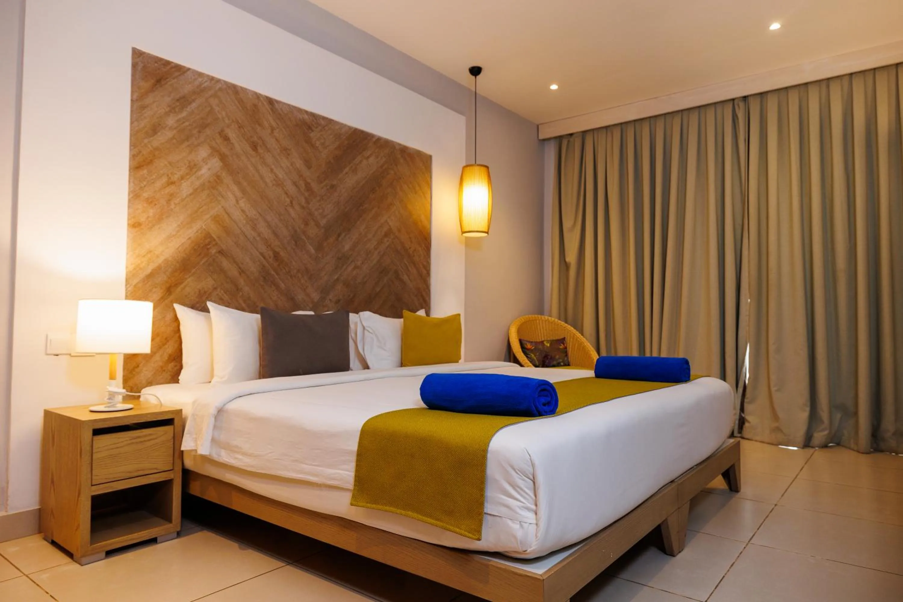 Bedroom, Bed in African Princess Beach Hotel