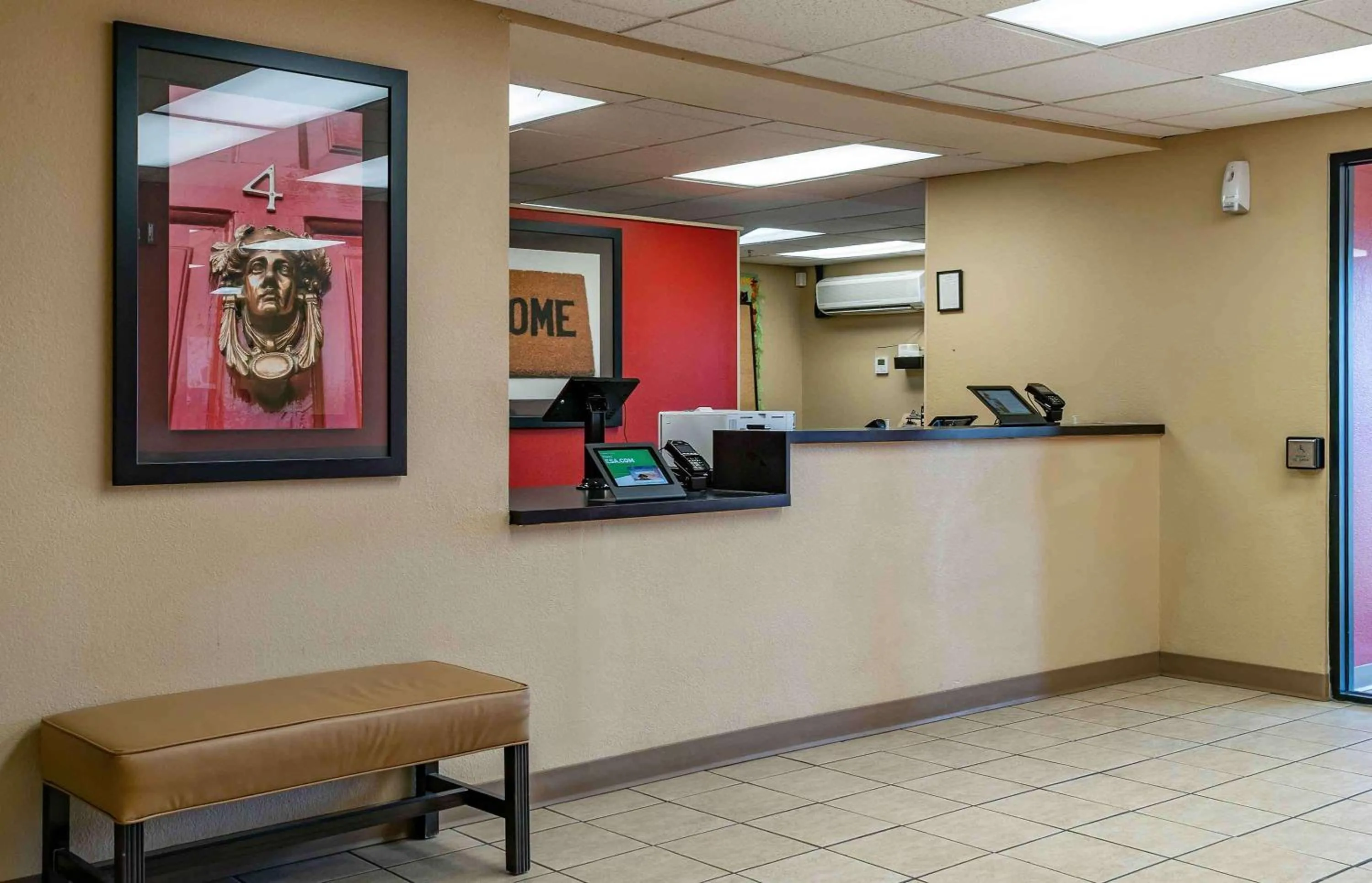 Lobby or reception in Extended Stay America Suites - Detroit - Ann Arbor - Briarwood Mall