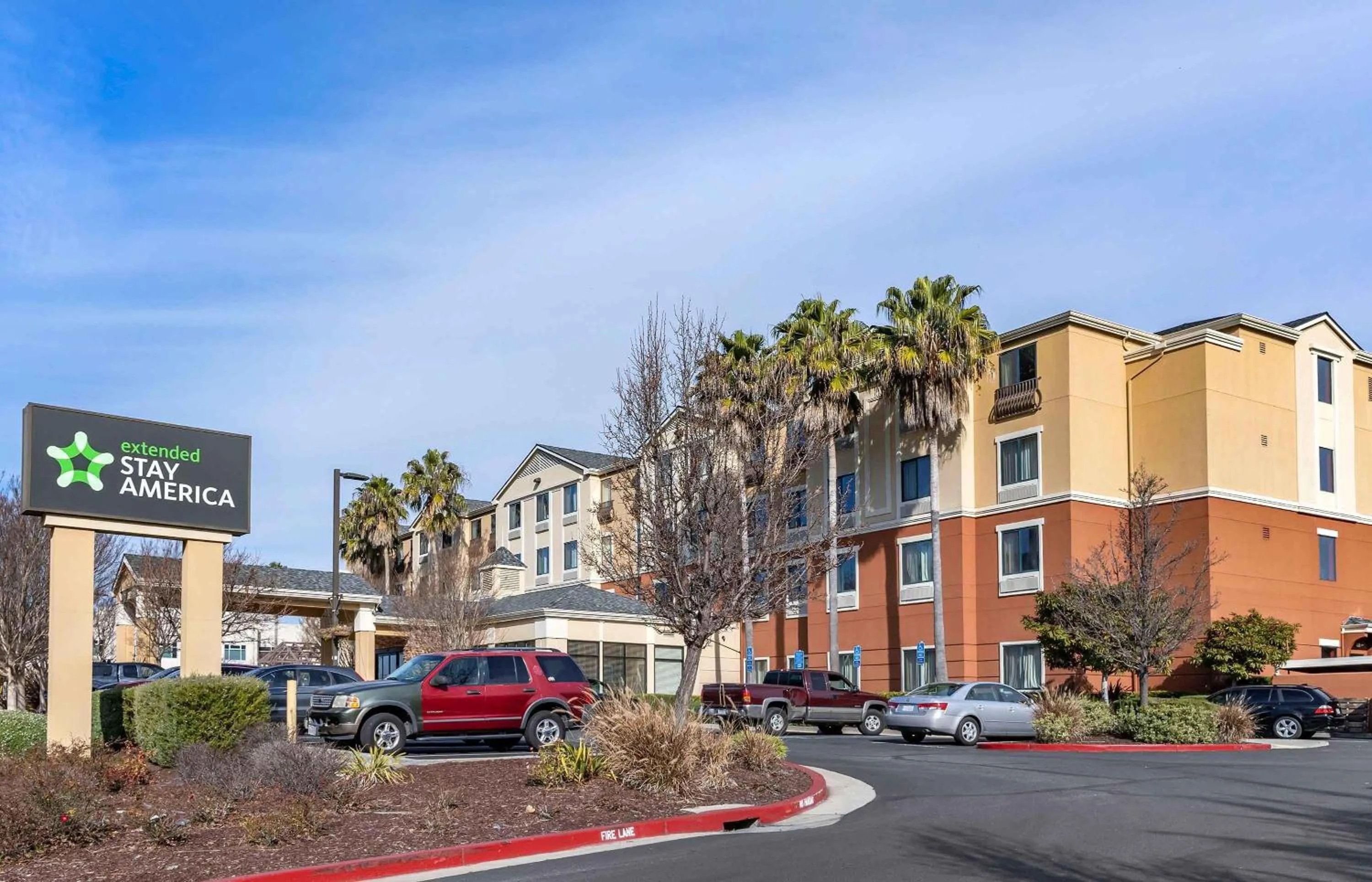 Property building in Extended Stay America Suites - San Rafael - Francisco Blvd East