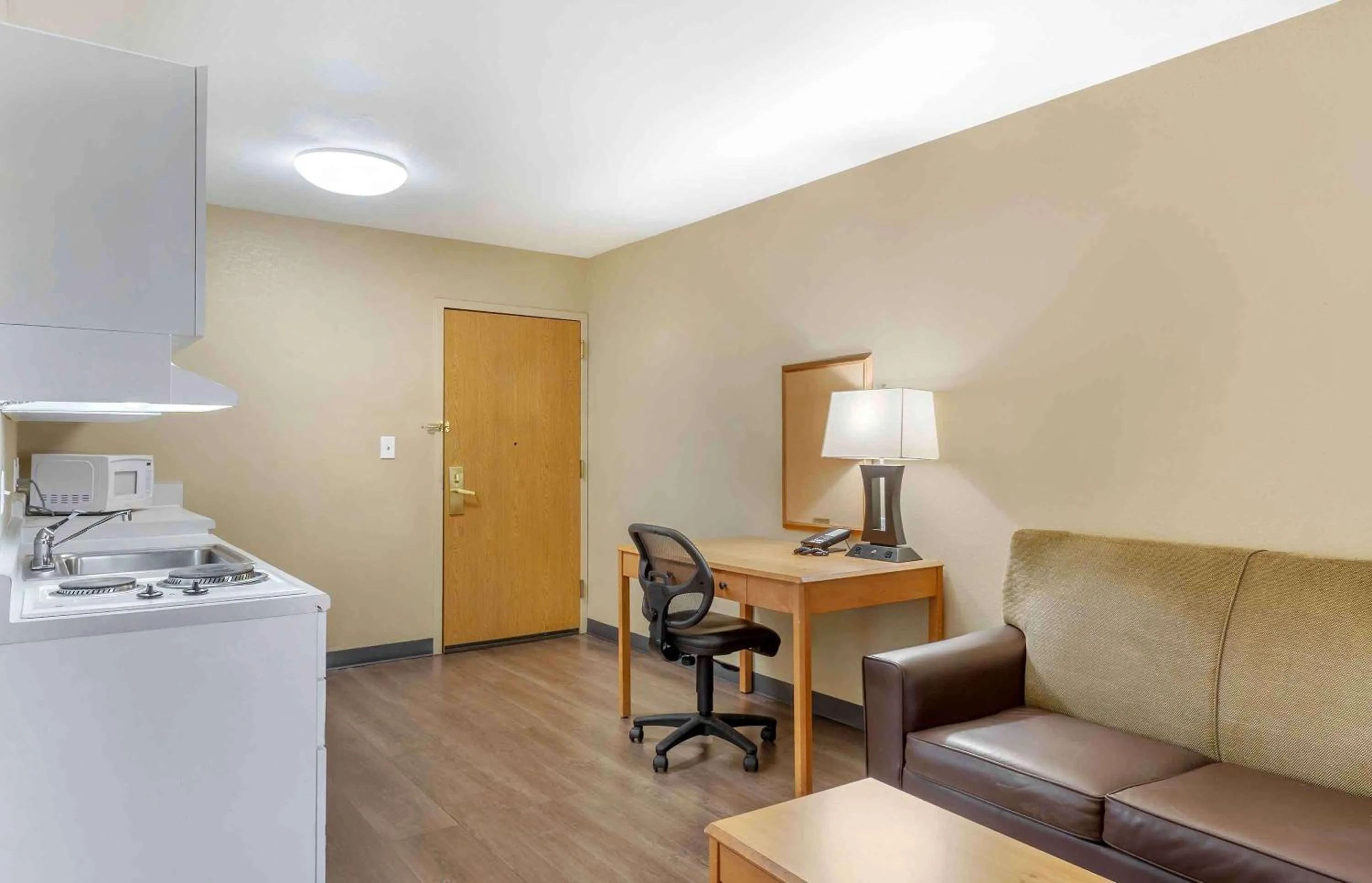 Bedroom in Extended Stay America Suites - Boston - Westborough - Computer Dr