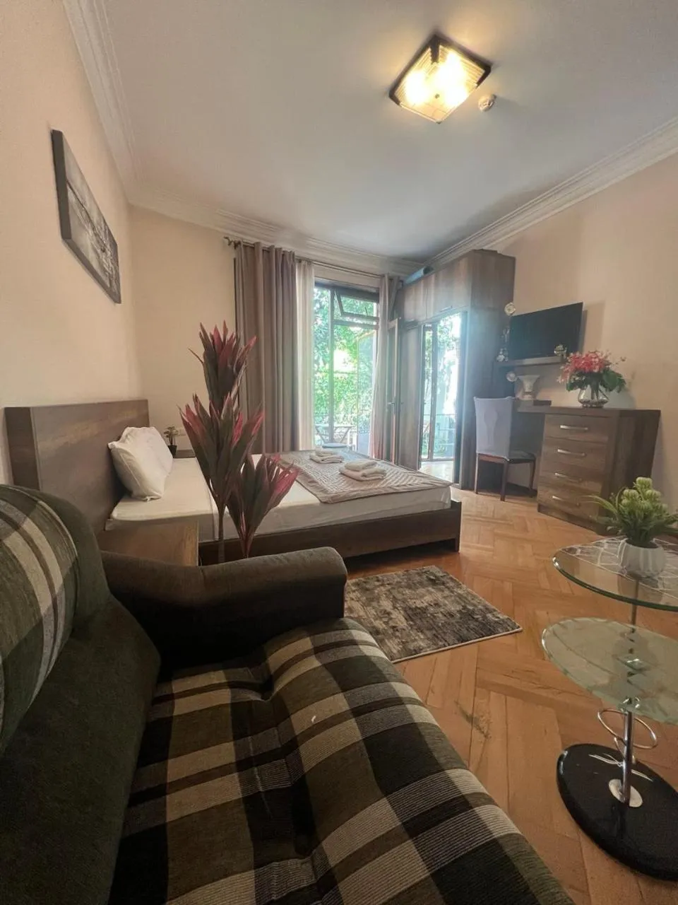 Seating area, Bed in Hotel Livin