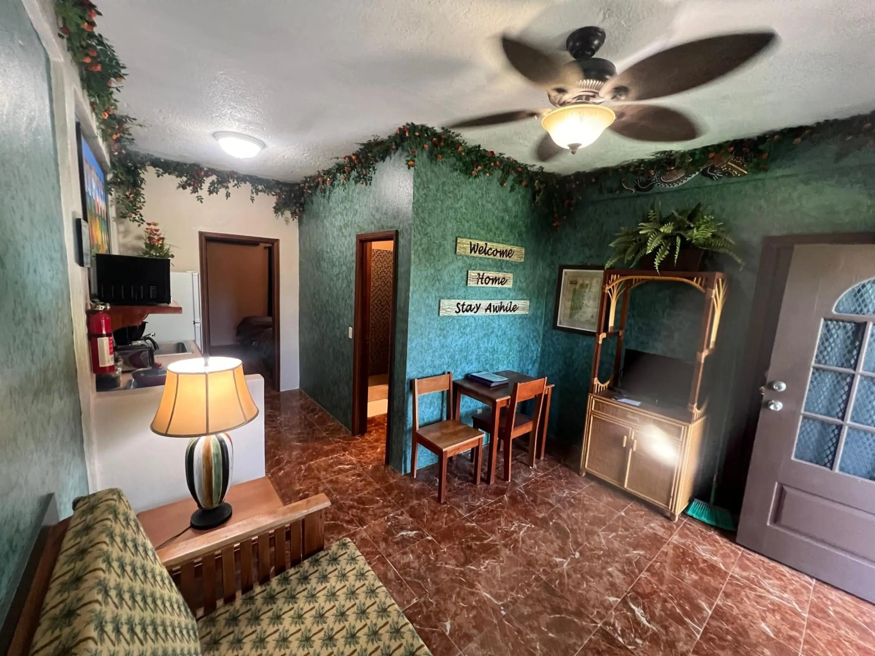 Belize Budget Suites