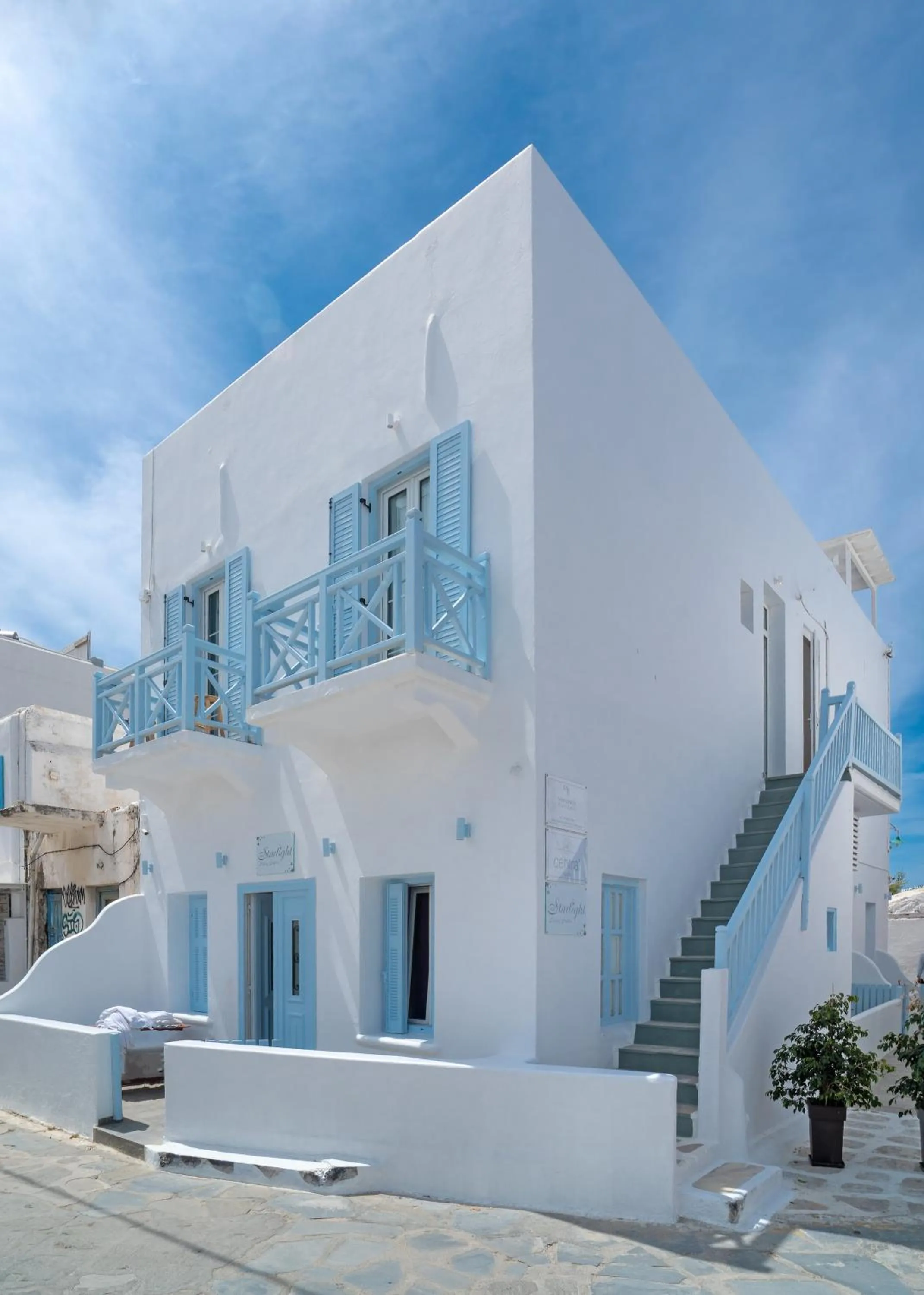 Property building in Central Suites Mykonos