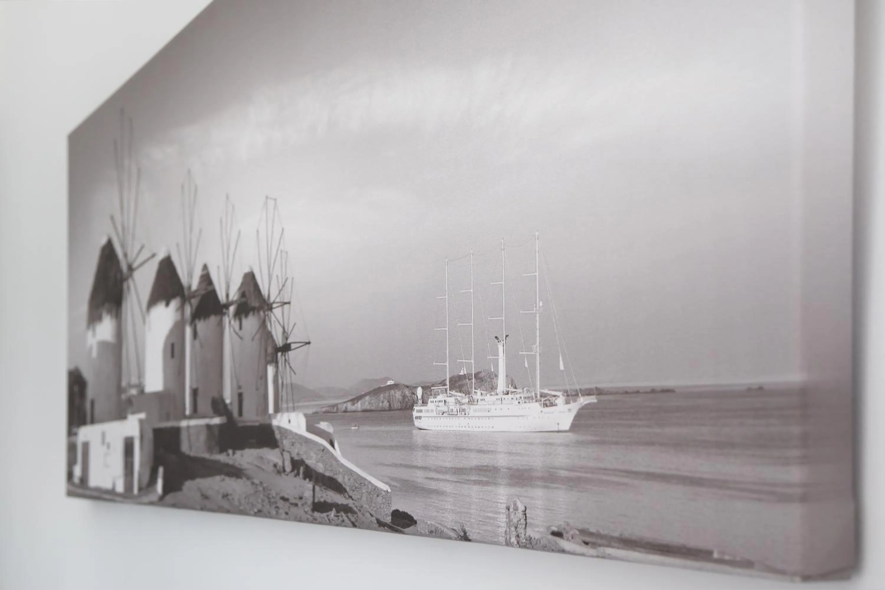 Decorative detail in Central Suites Mykonos