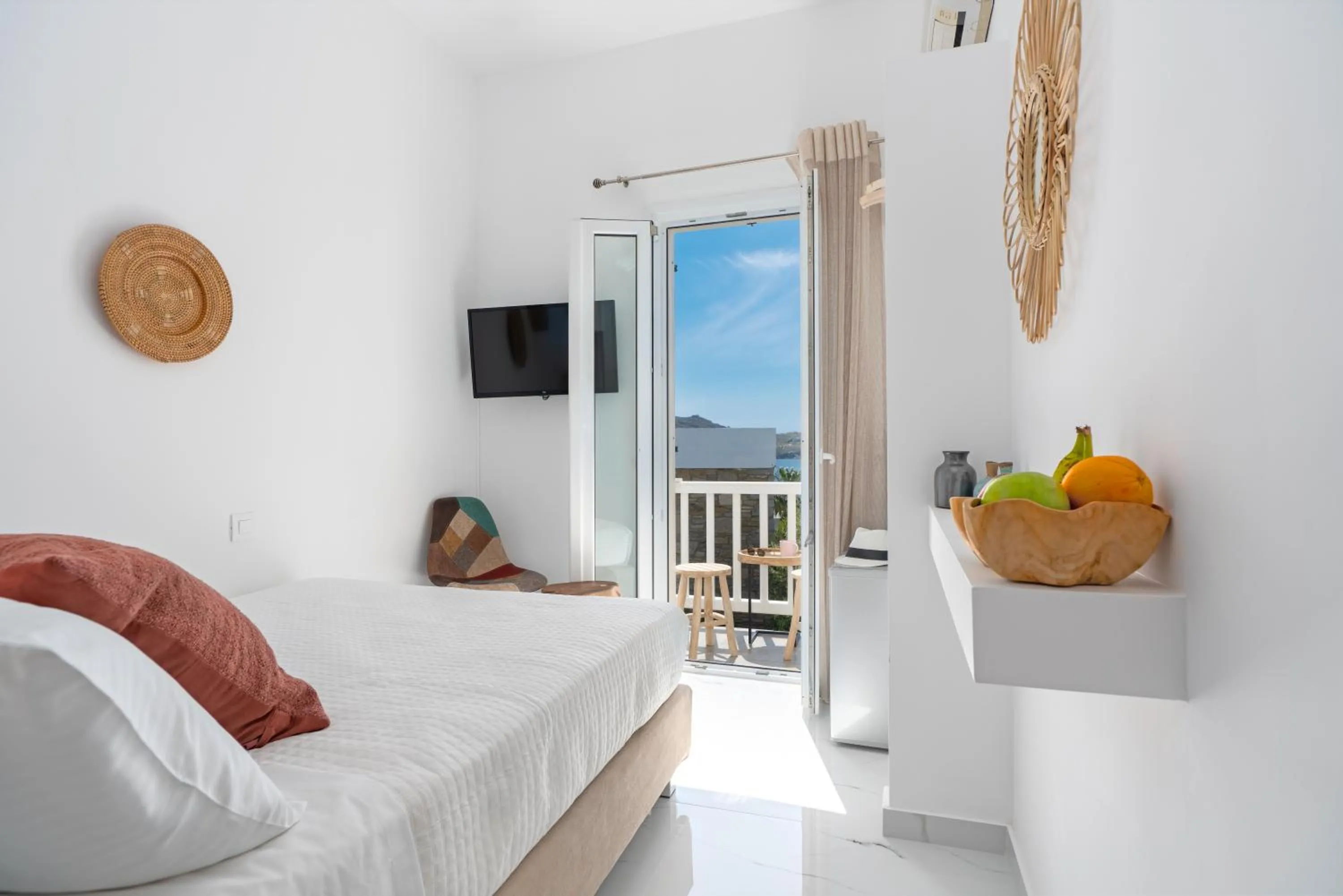 Photo of the whole room in Central Suites Mykonos