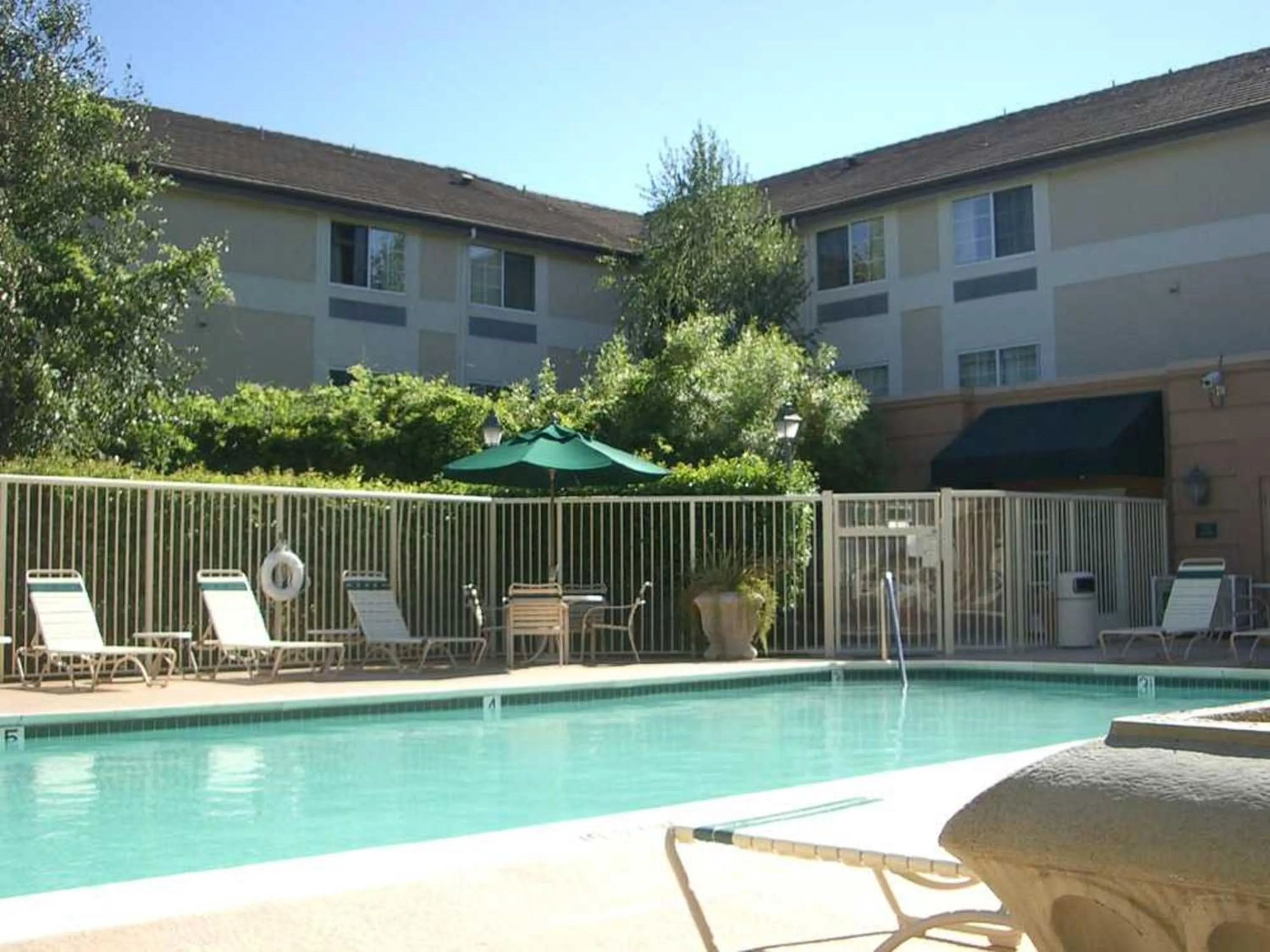 Swimming pool in Extended Stay America Suites - Pleasanton - Chabot Dr