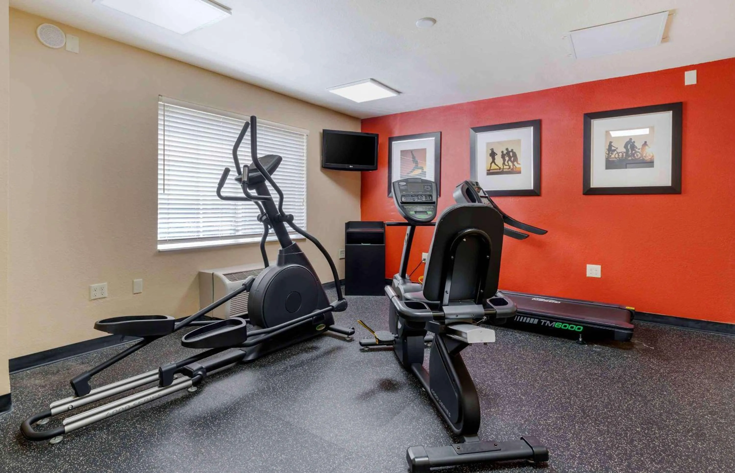 Fitness centre/facilities in Extended Stay America Suites - Pleasanton - Chabot Dr