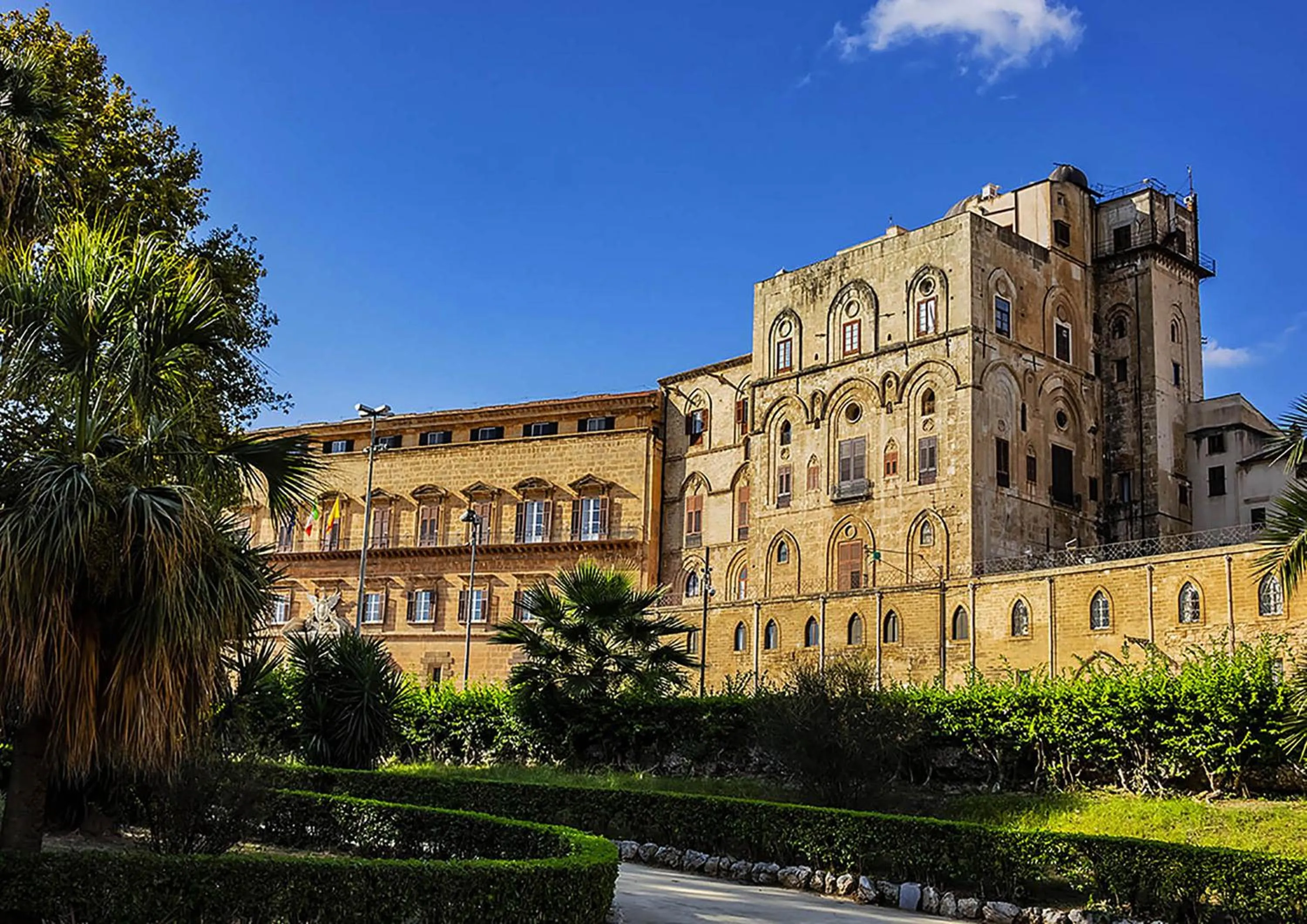 Nearby landmark in Small Paradise Palermo