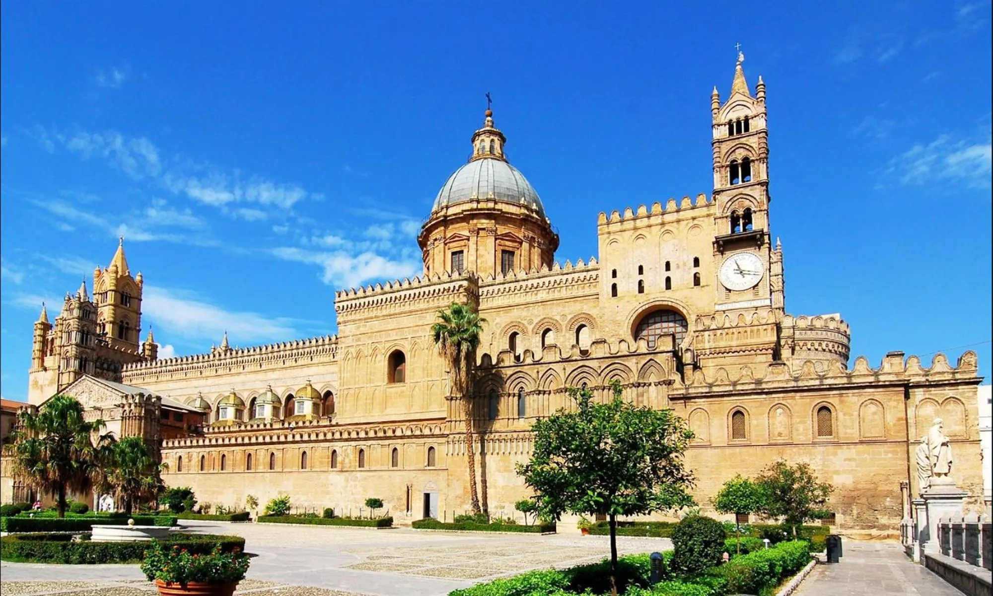 Nearby landmark in Small Paradise Palermo