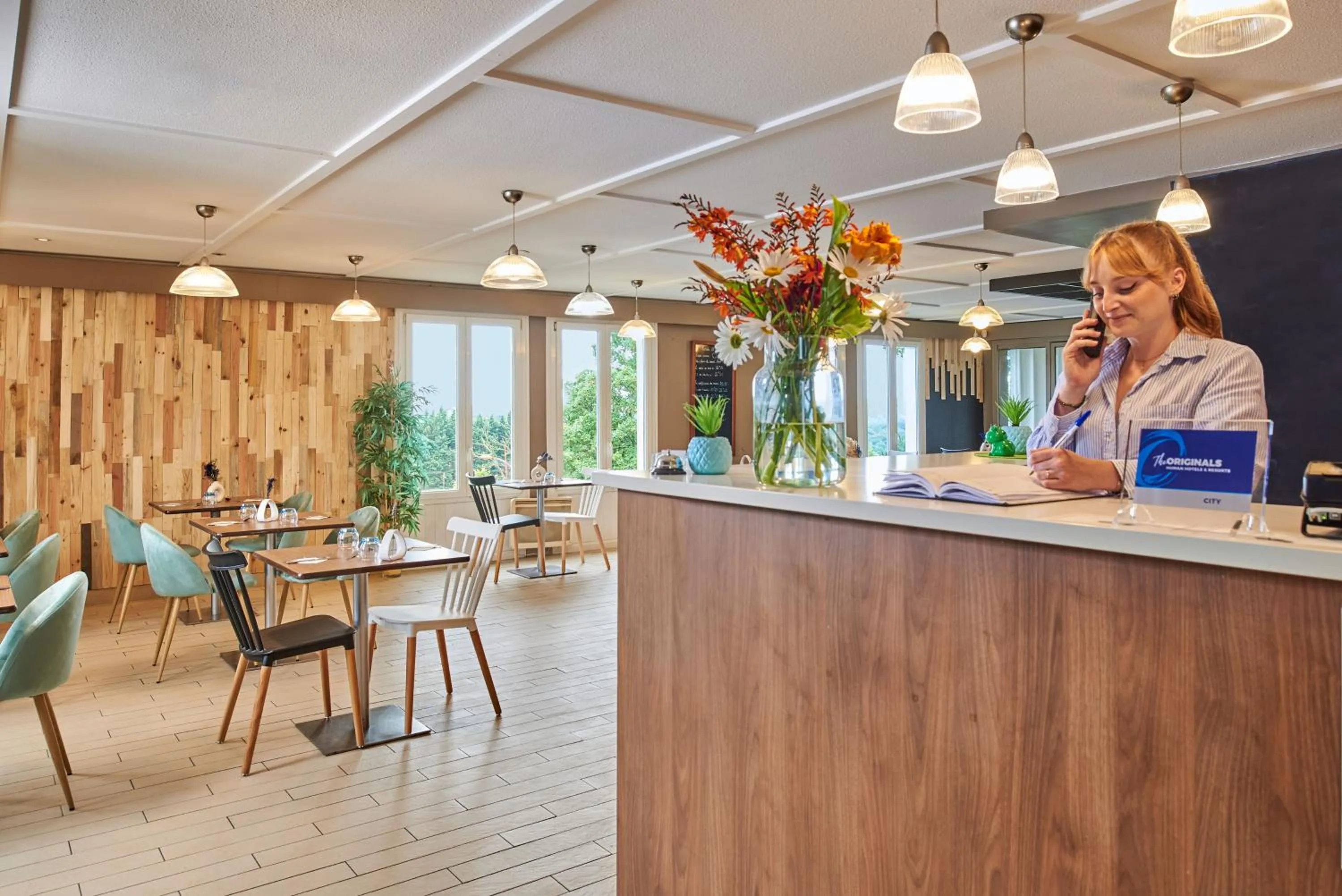 Restaurant/places to eat in The Originals City, Hôtel A Pic, Cherbourg