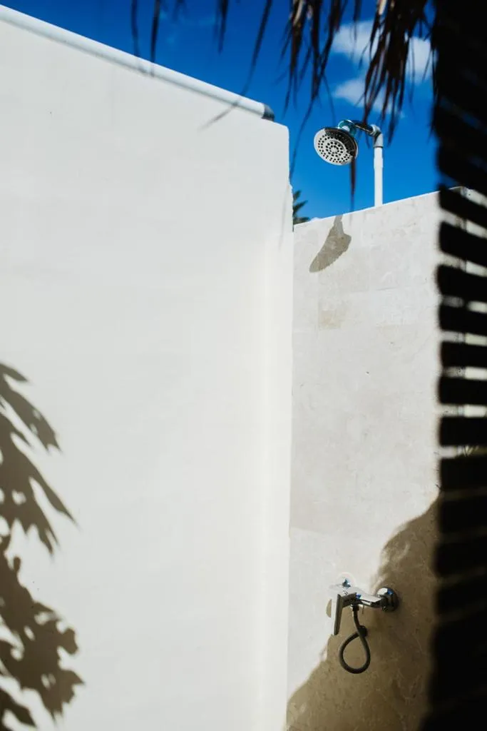 Shower in Kalyssa Beach Bungalows