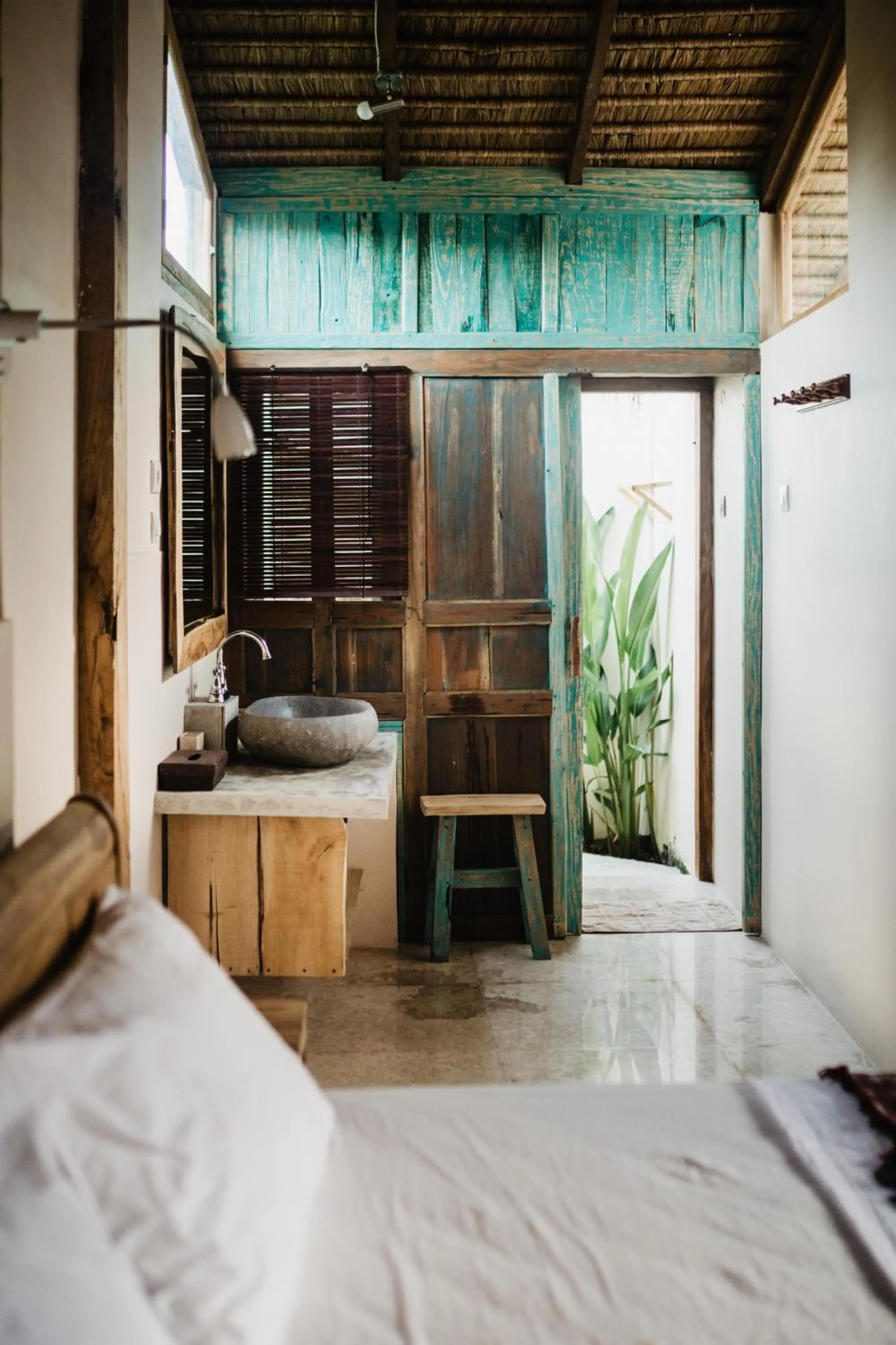 Double Room with Pool View - single occupancy in Kalyssa Beach Bungalows