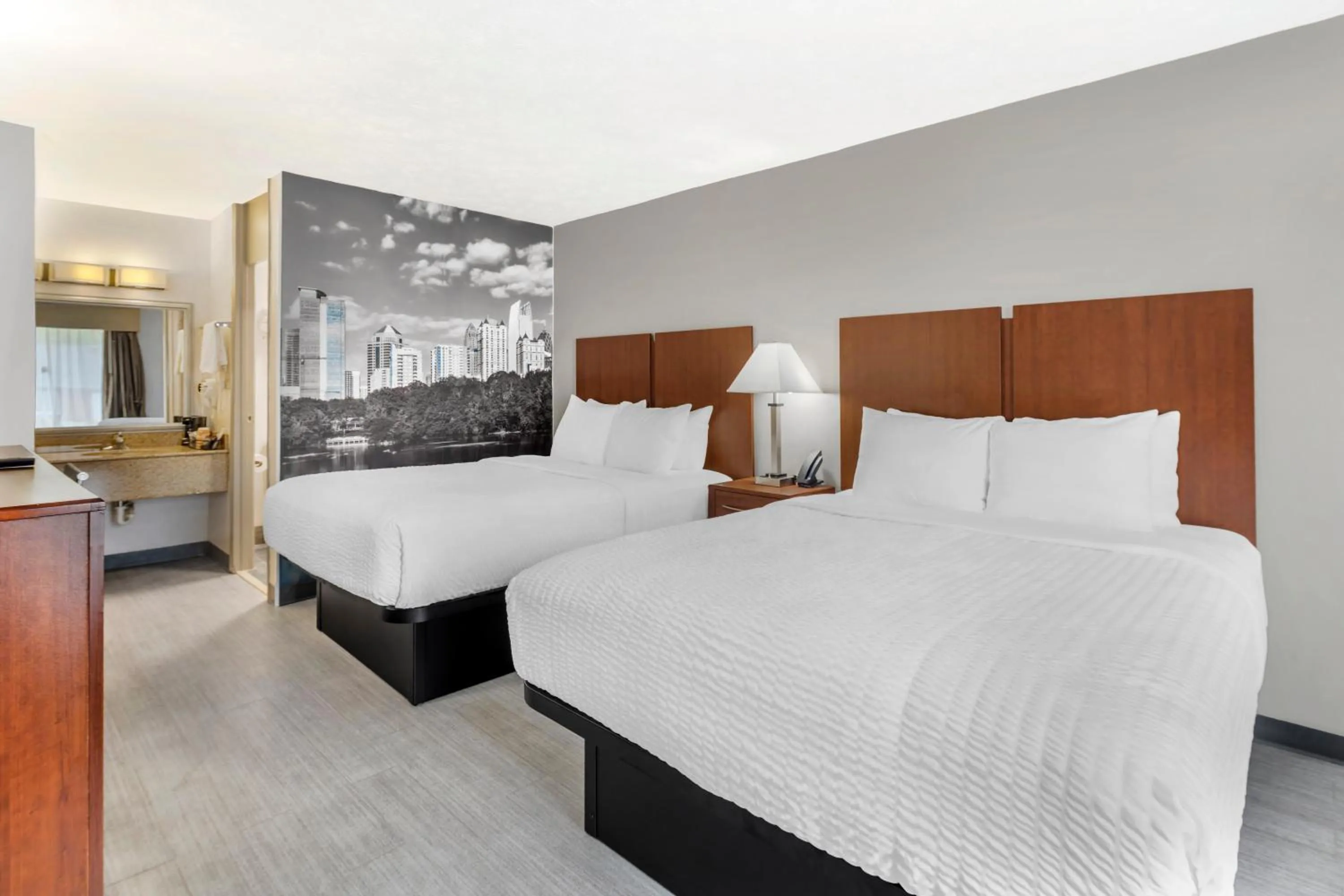 Bed in Clarion Pointe Morrow - Atlanta South