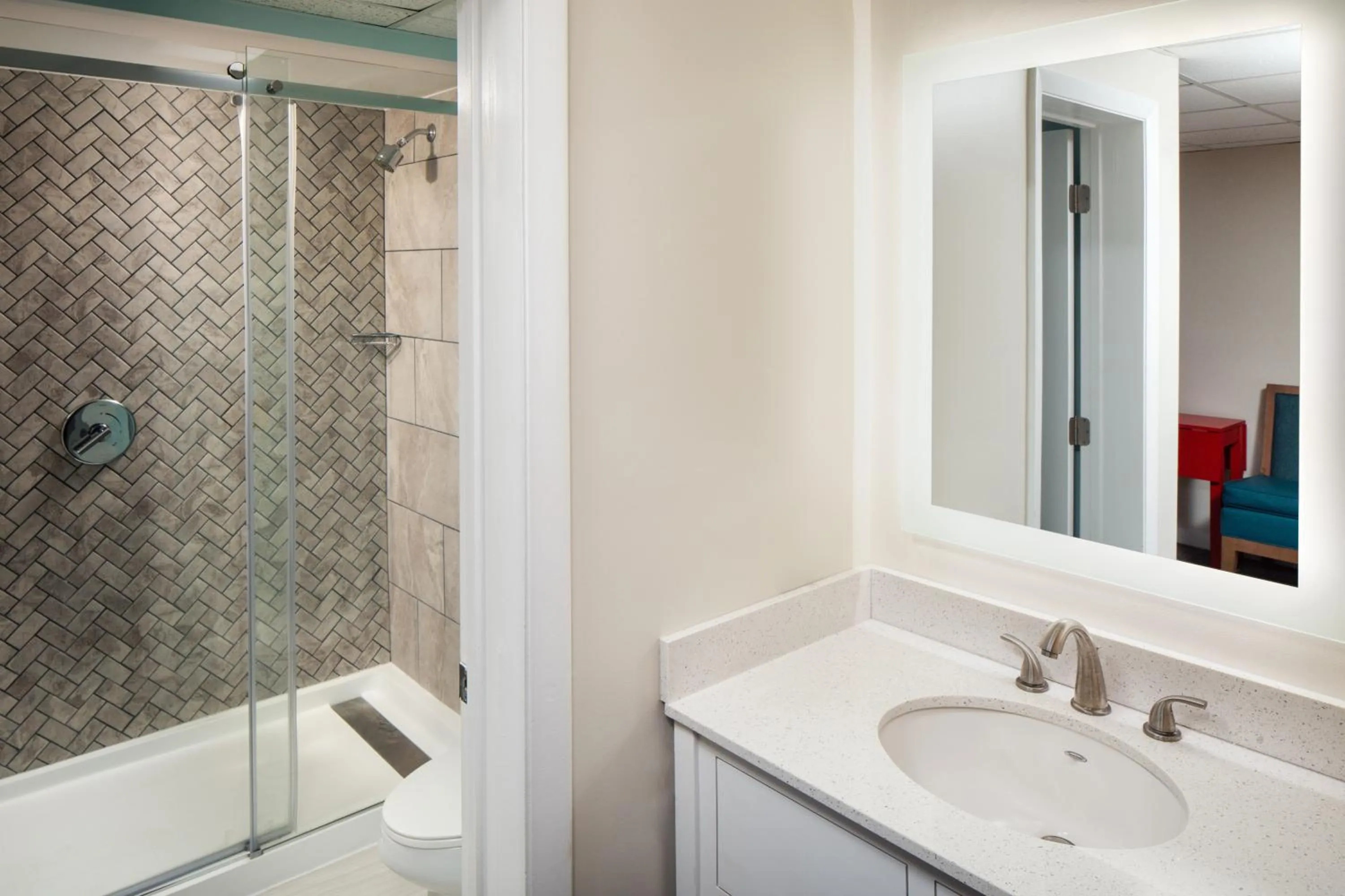 Bathroom in Pleasant View Inn