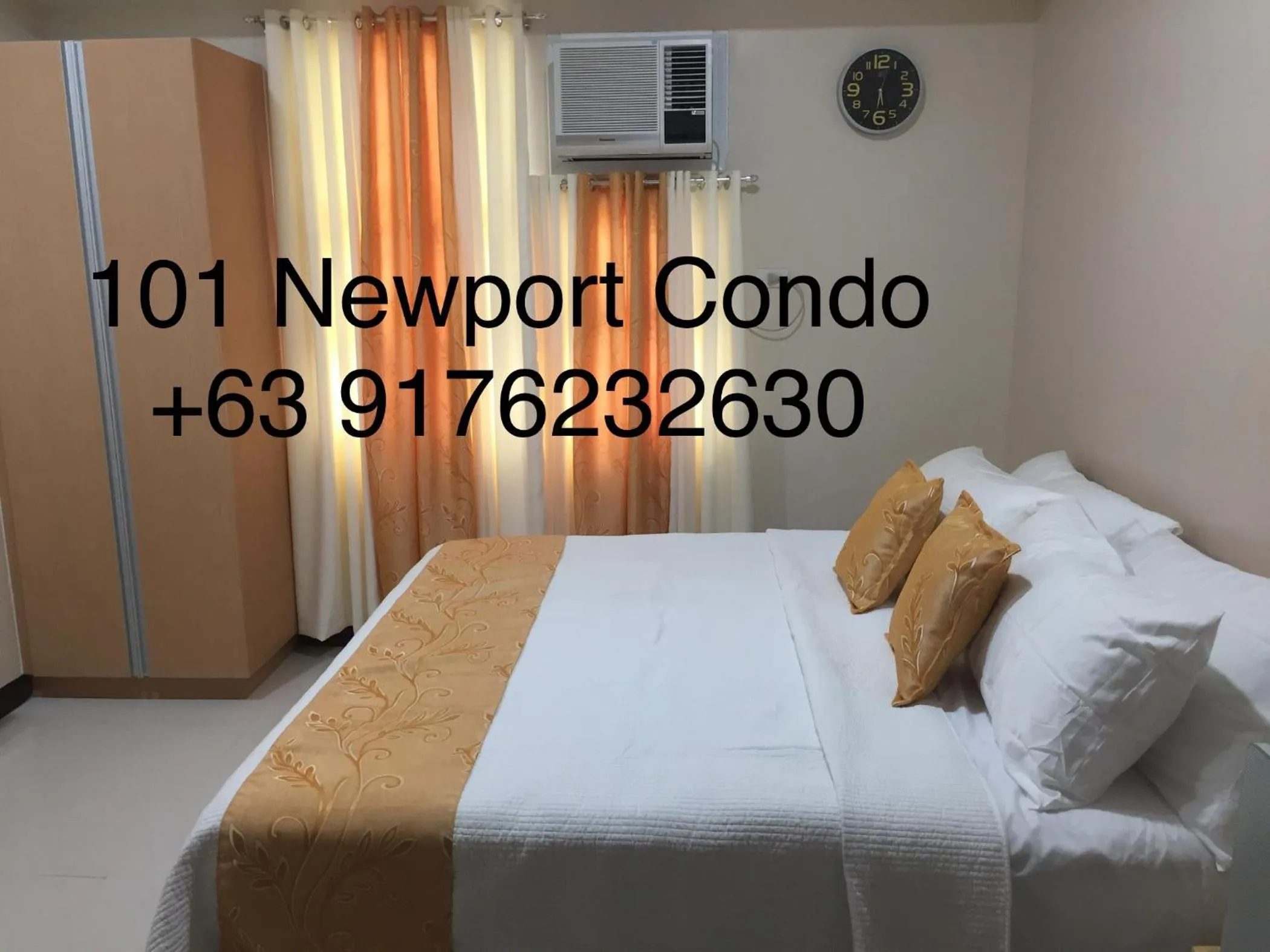 Bed in Condo 101 Newport