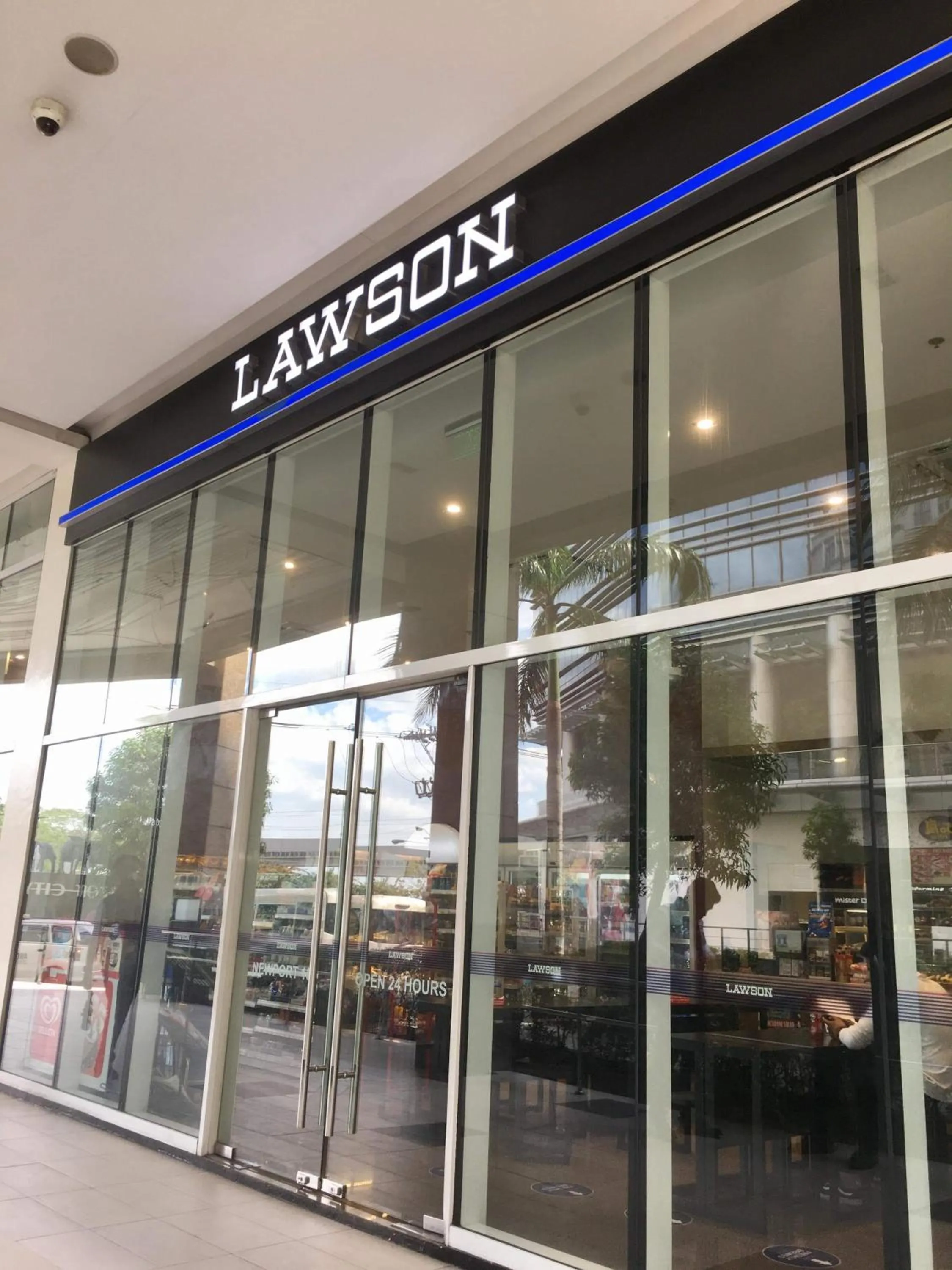 Supermarket/grocery shop in Condo 101 Newport