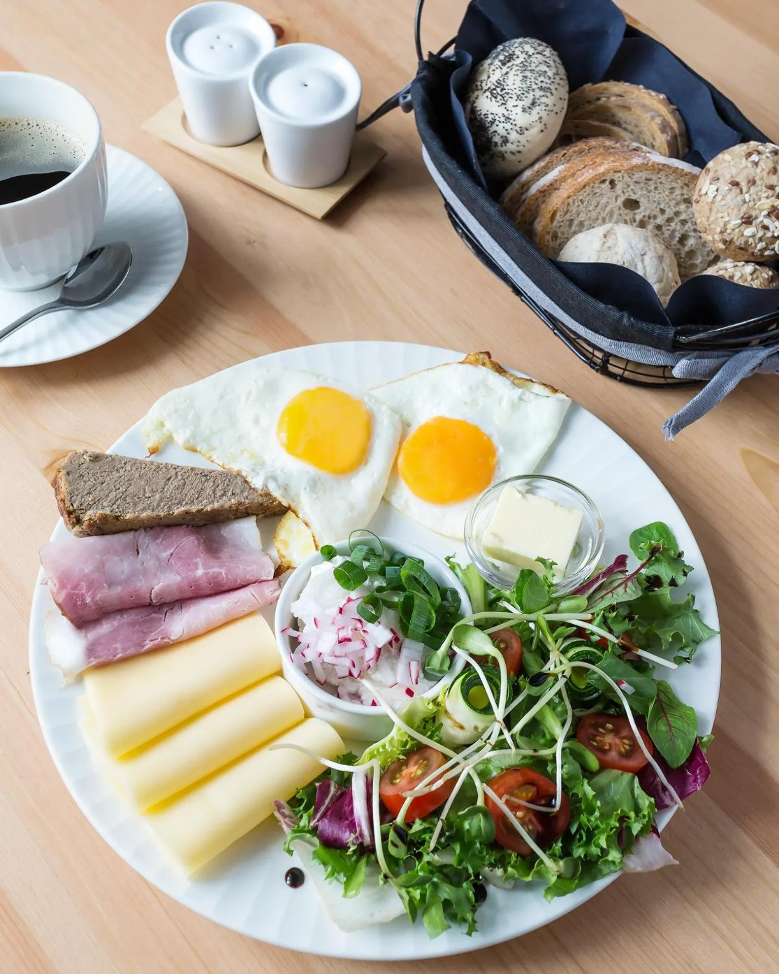 Breakfast in Apartamenty Nowa Kamienica Częstochowa Centrum Szymanowskiego 22A