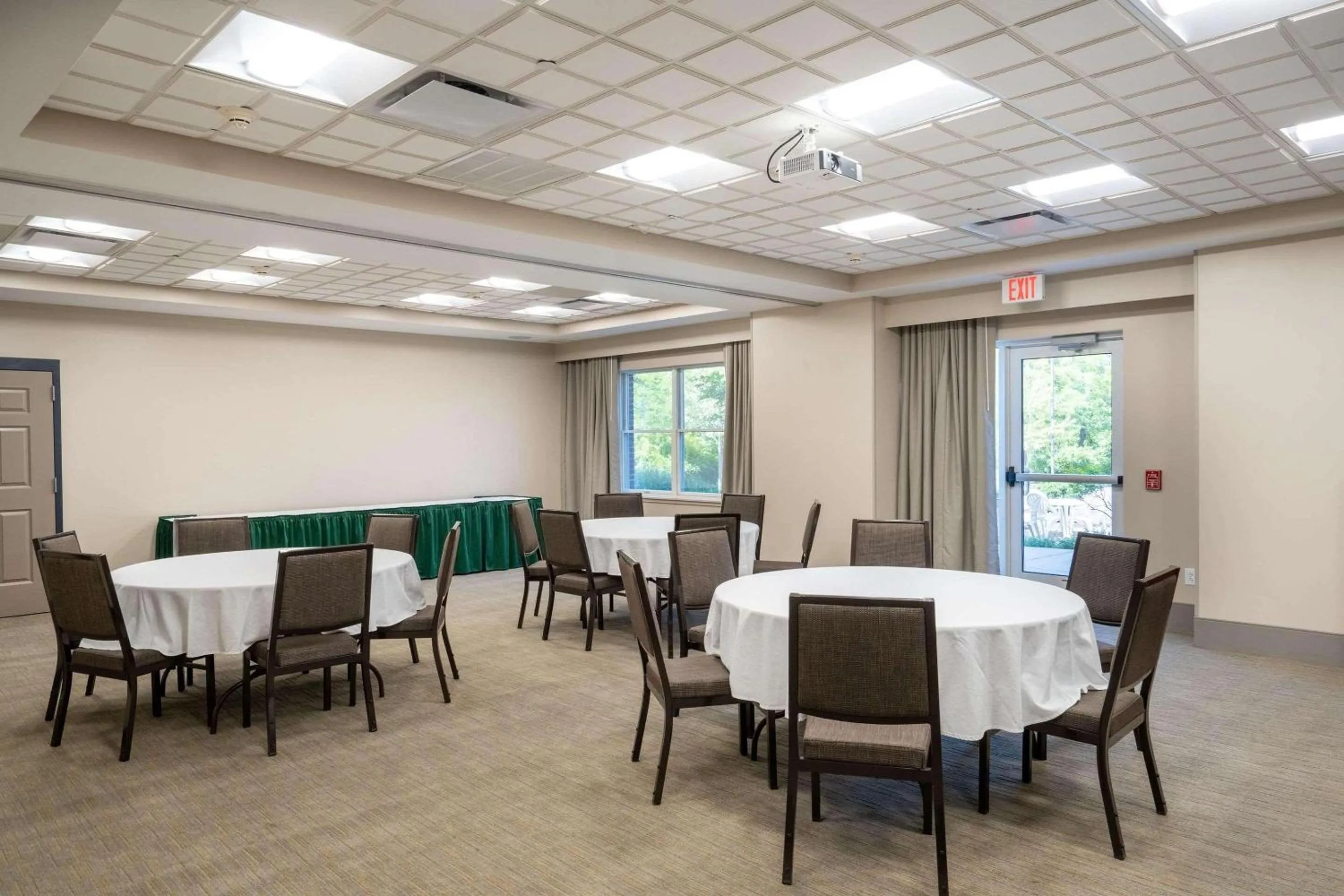 Meeting/conference room in Country Inn & Suites by Radisson, State College Penn State Area , PA