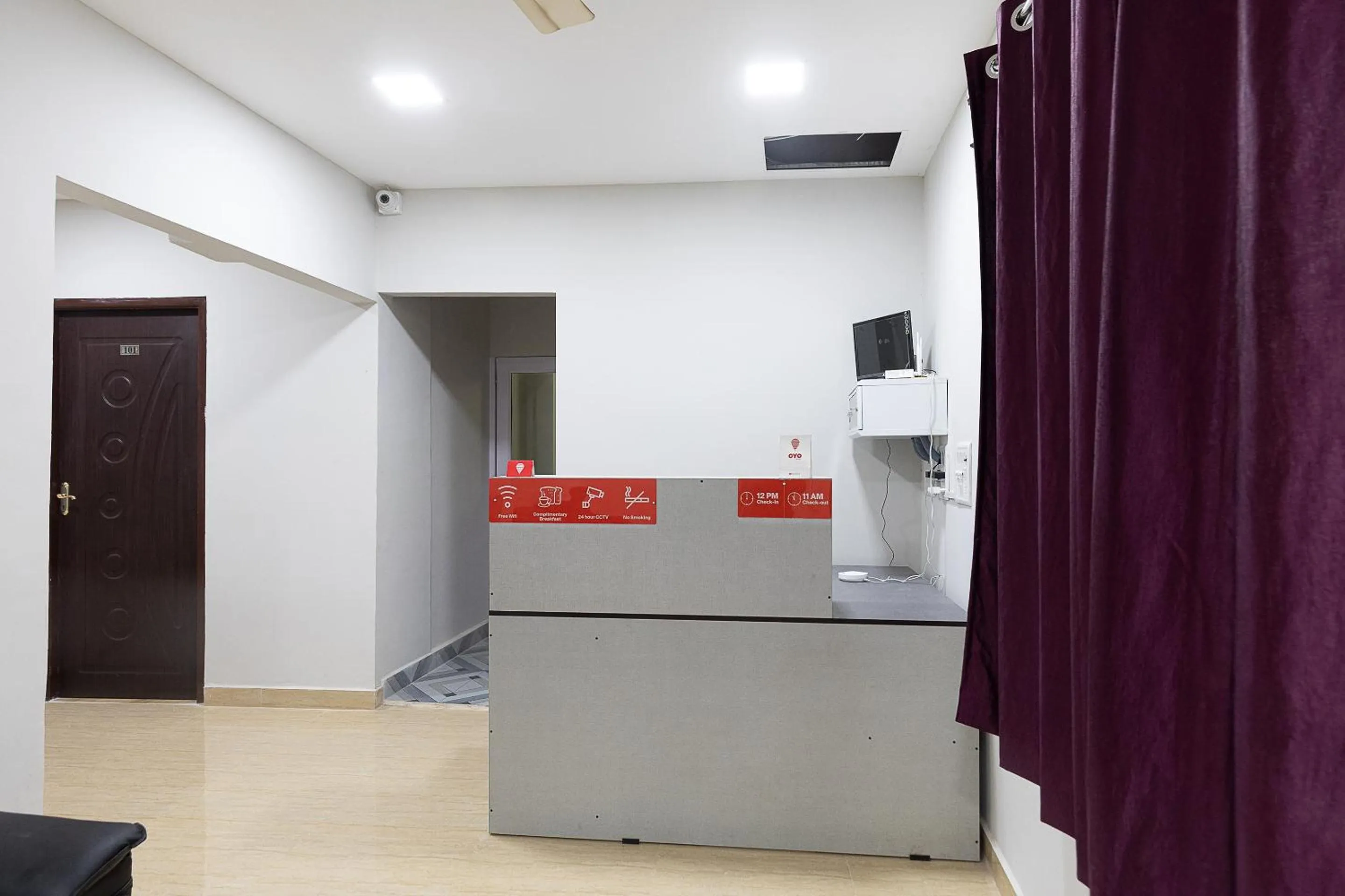 Lobby or reception in Hotel O Nestle inn