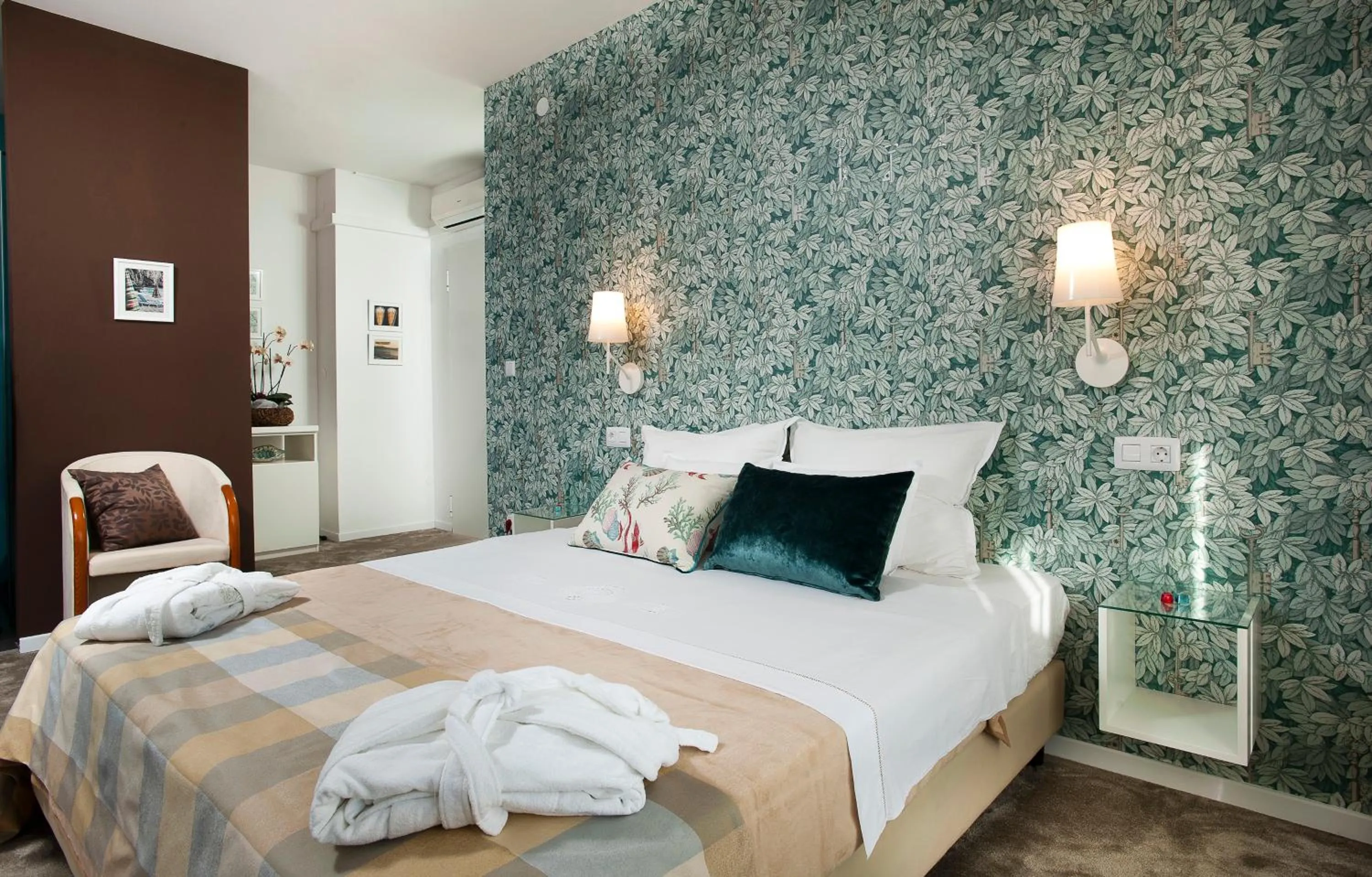 Bed in Boban Luxury Suites