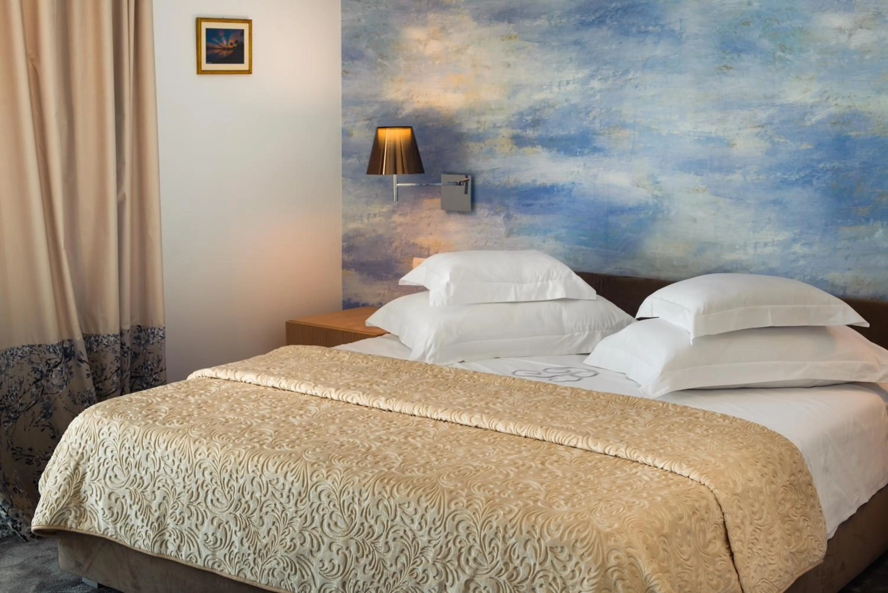 Photo of the whole room, Bed in Boban Luxury Suites