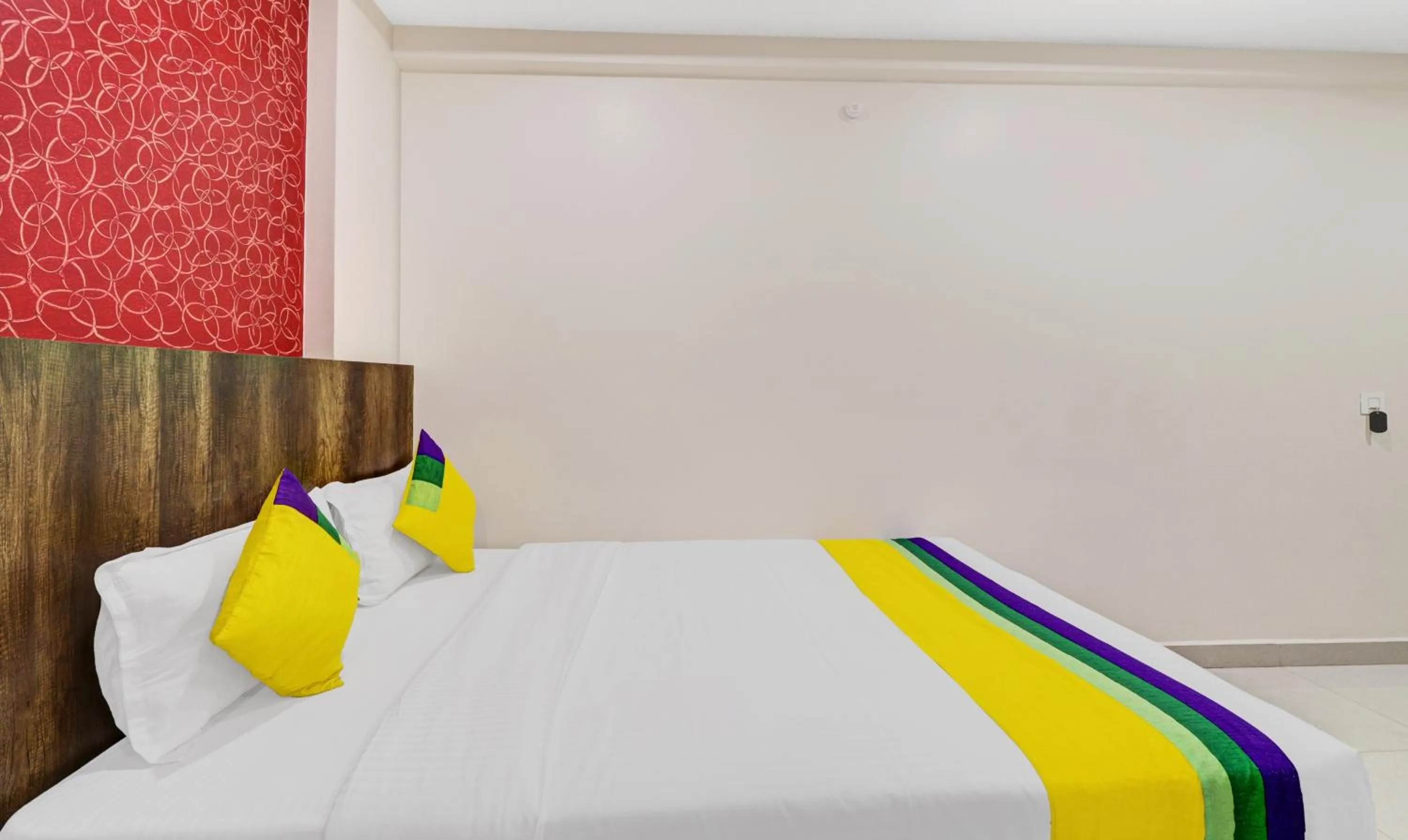 Bedroom in Itsy Hotels Harsha Comforts,600 Mts From Coffee Museum