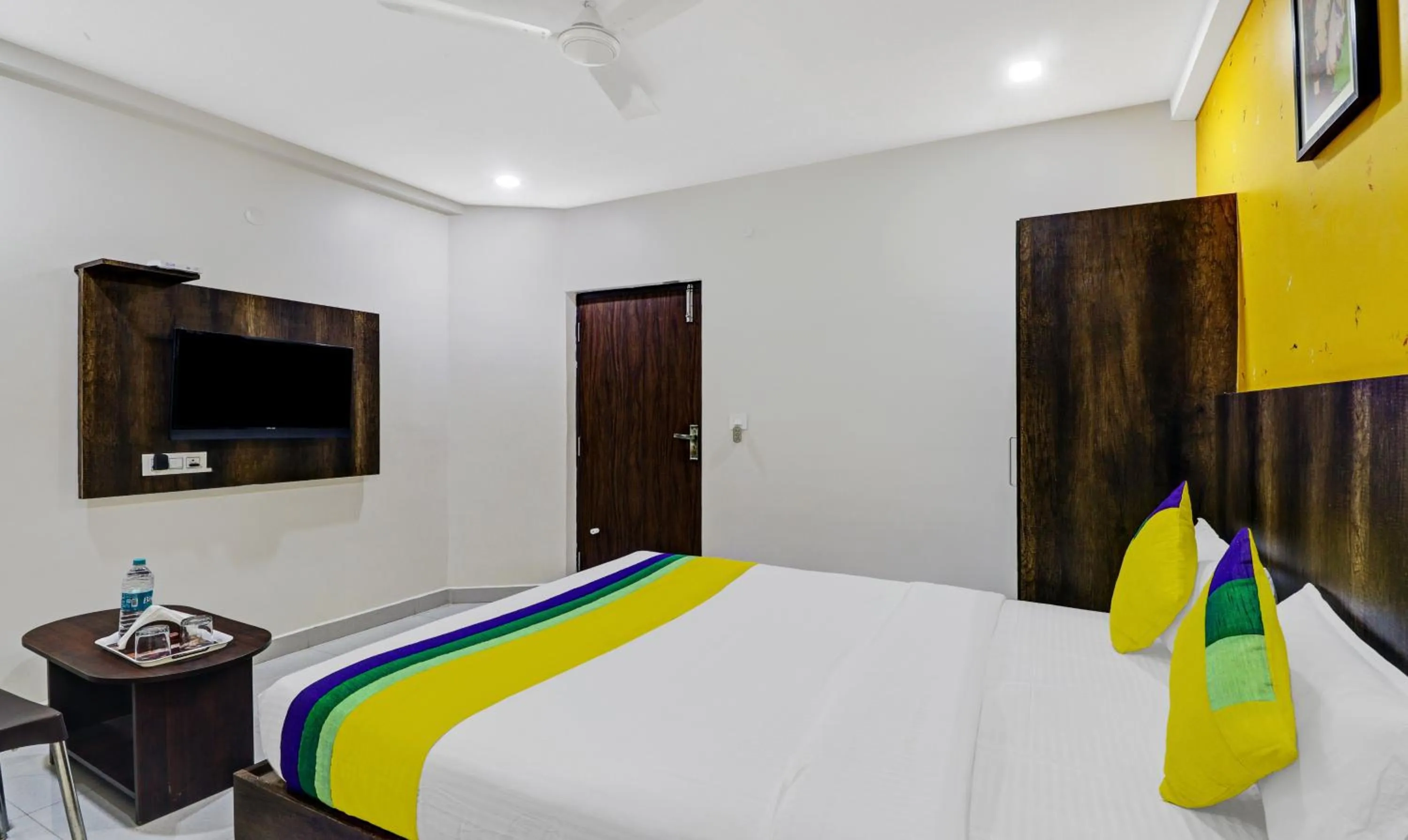 Bedroom in Itsy Hotels Harsha Comforts,600 Mts From Coffee Museum
