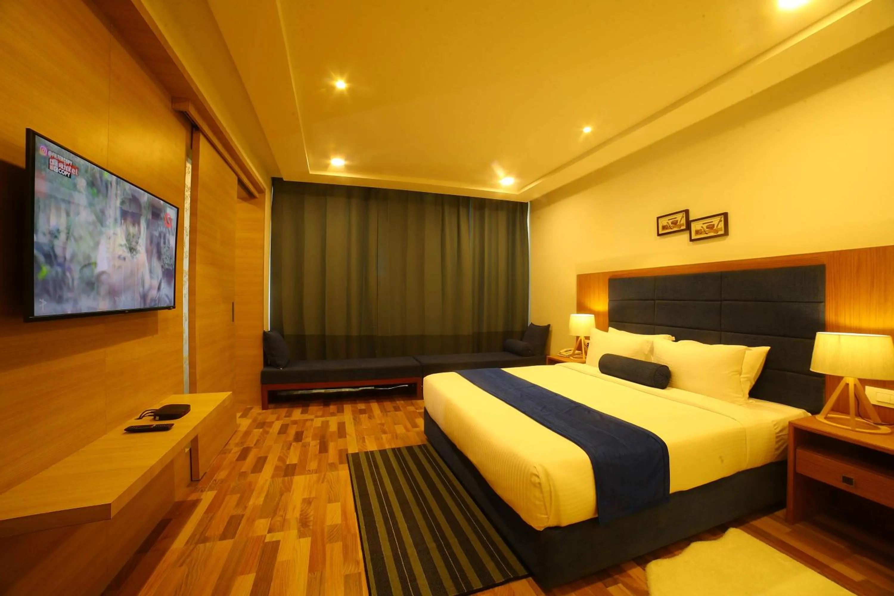 Bedroom, Bed in Bay View Hotel Vizag