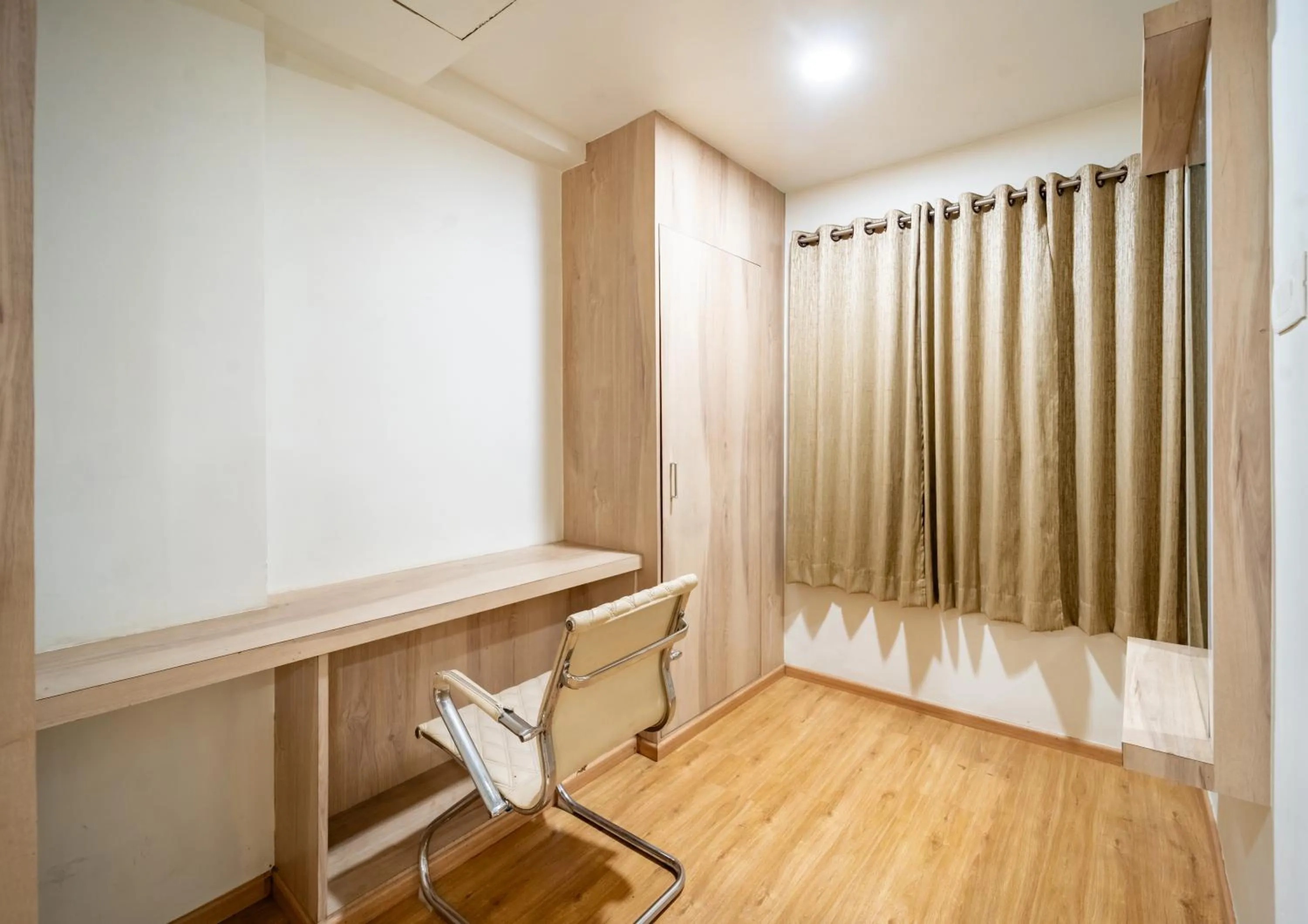 Bedroom in Treebo Kamal Regency