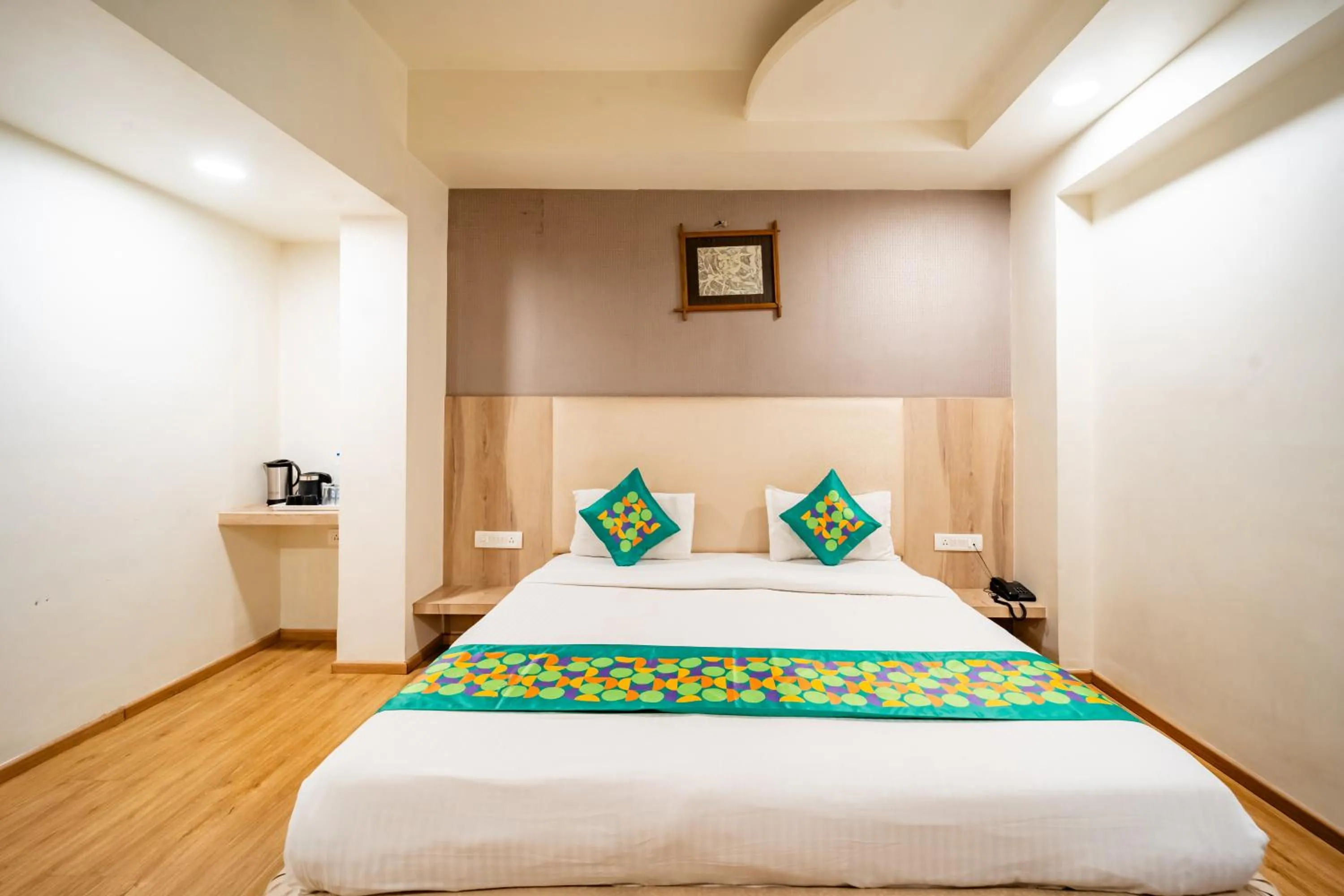 Bedroom, Bed in Treebo Kamal Regency