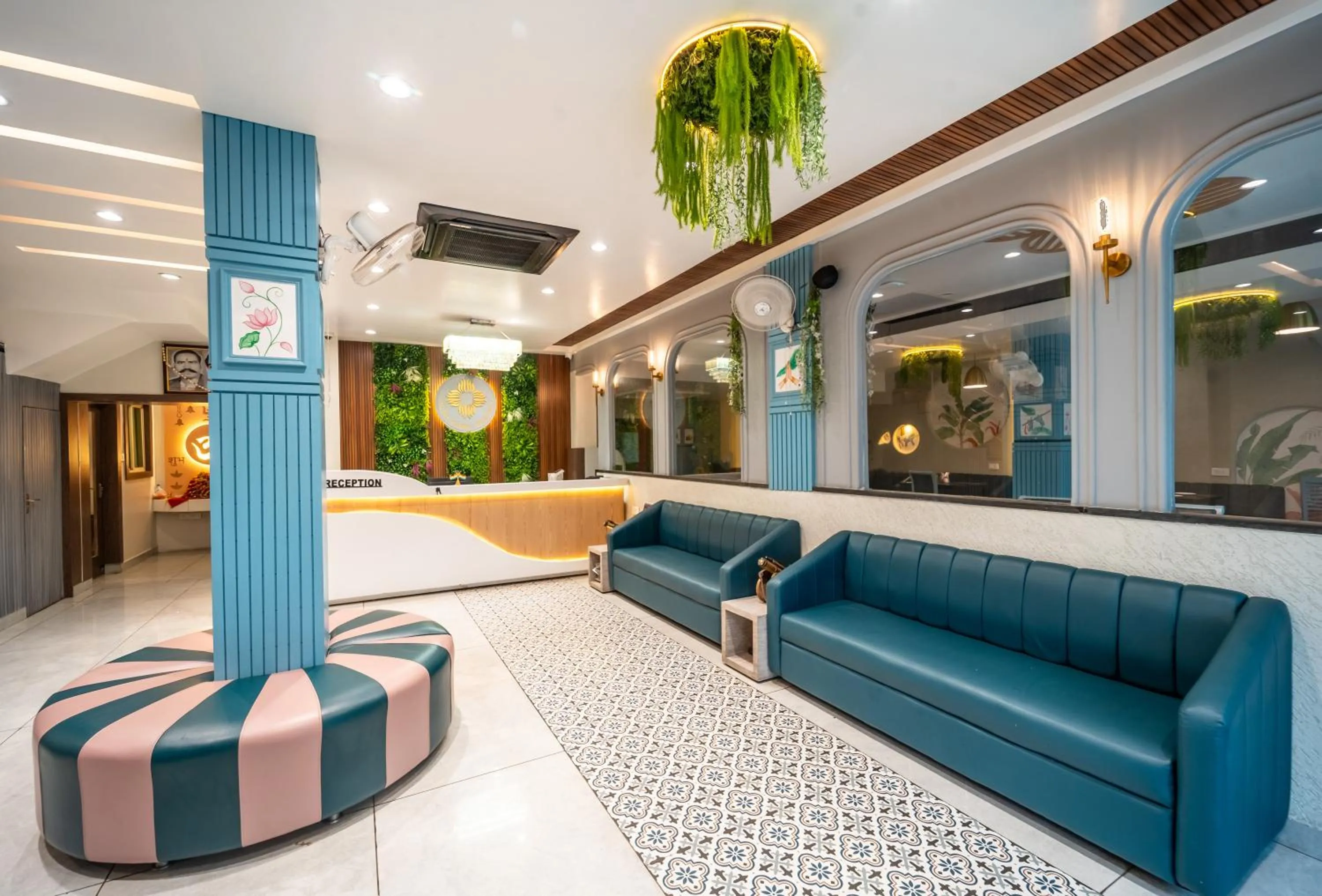 Lobby or reception in Treebo Kamal Regency