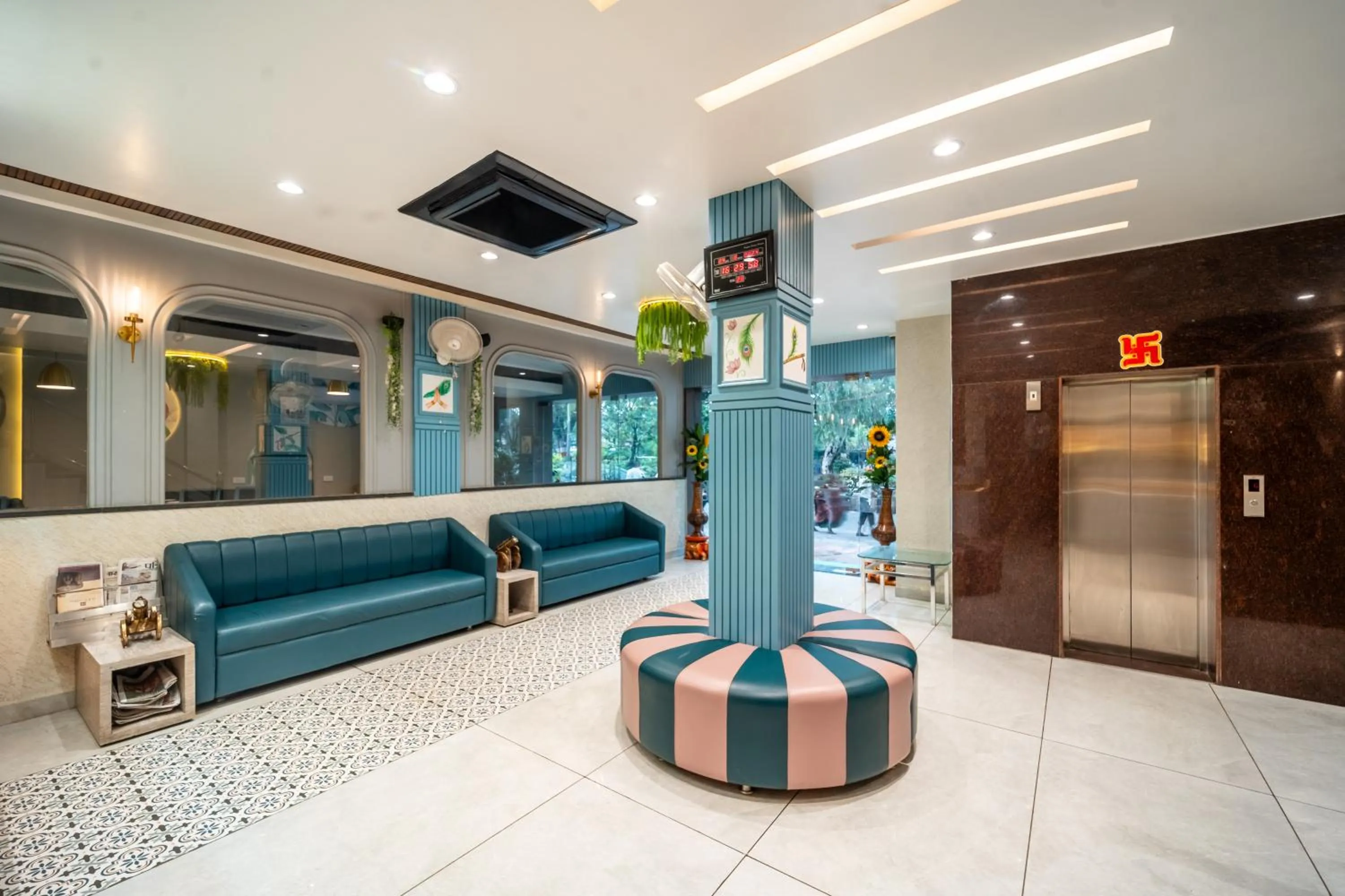 Lobby or reception in Treebo Kamal Regency