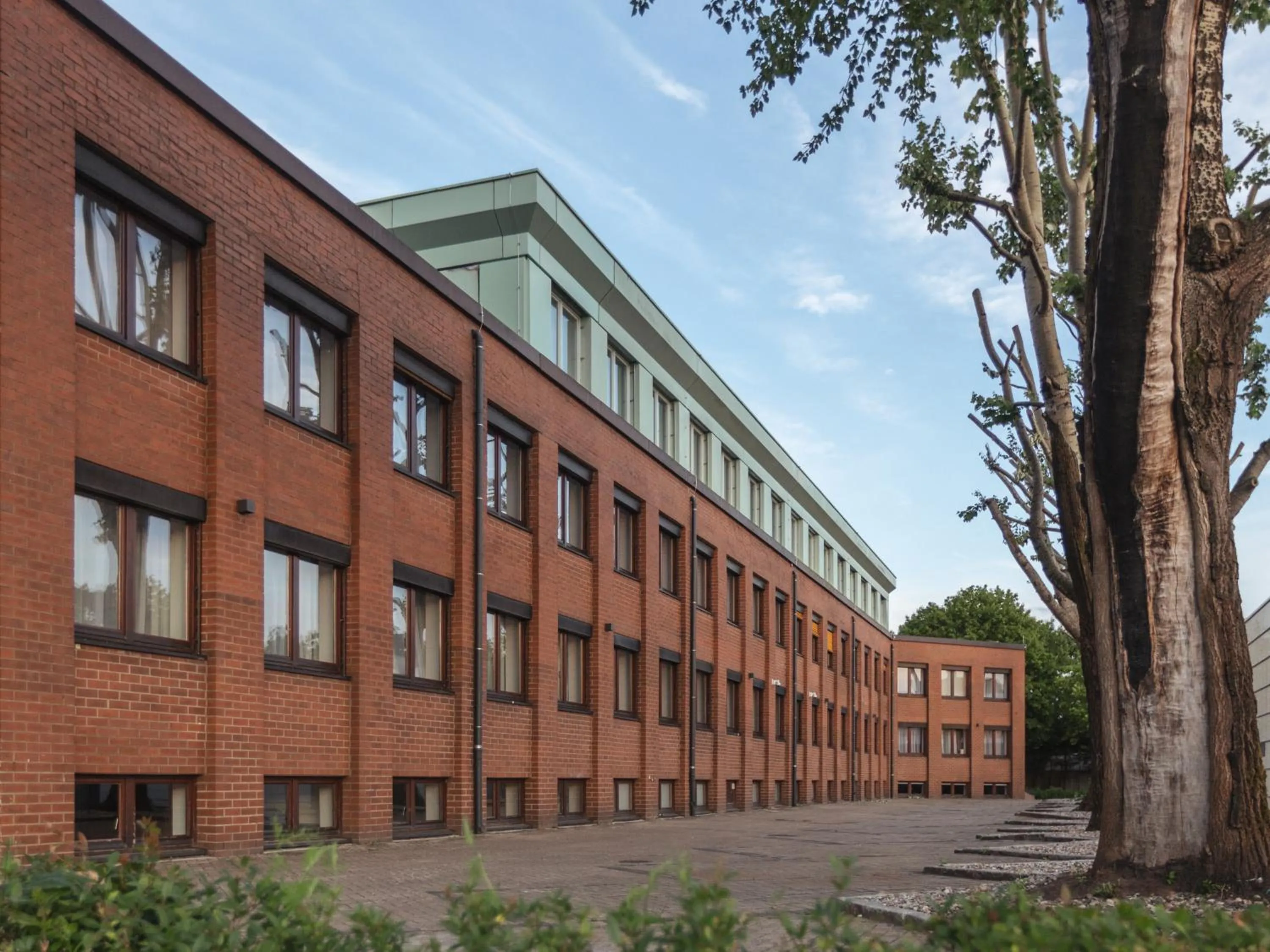 Property building in Garner Hotel Hamburg Nord by IHG