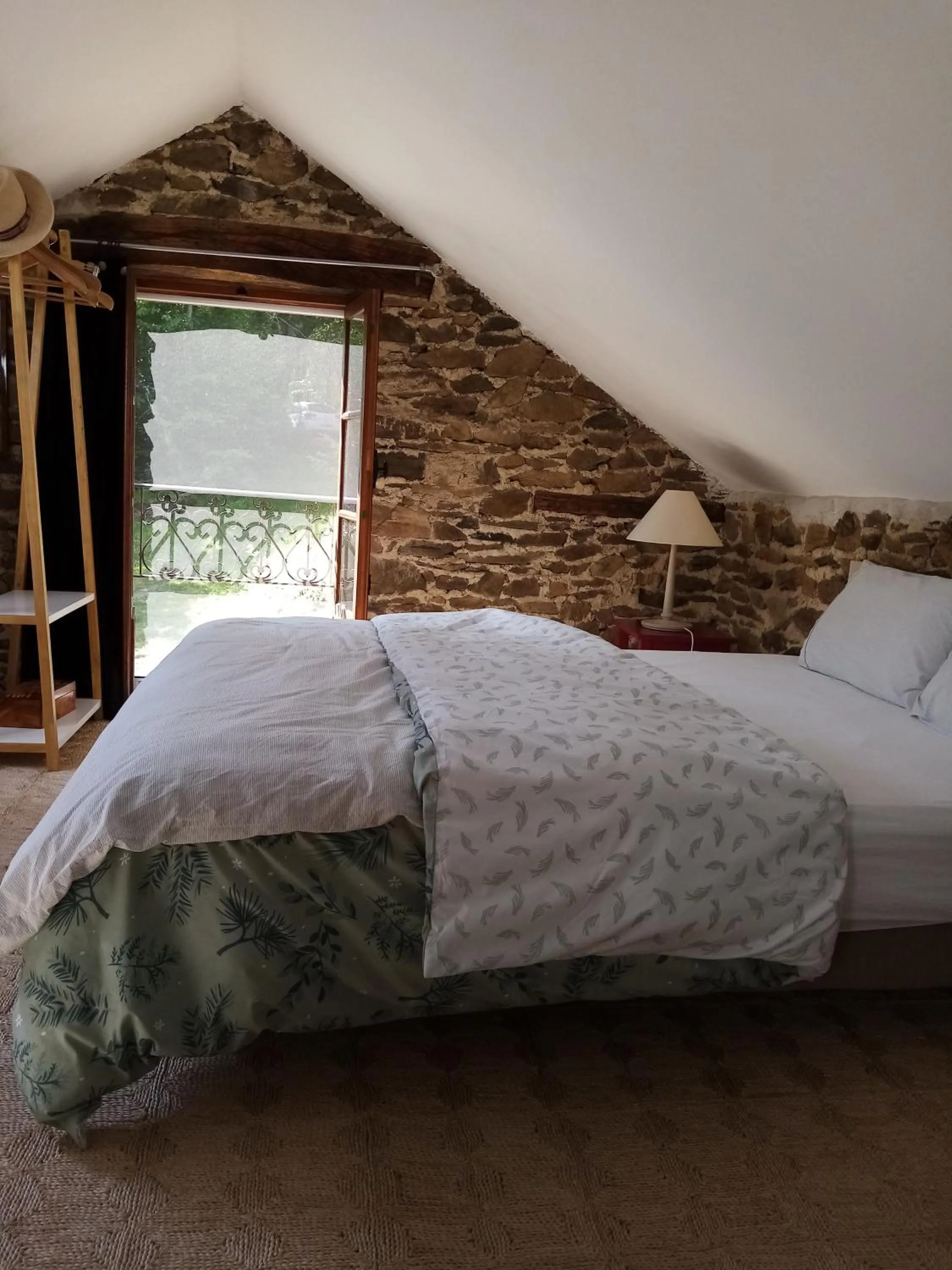 Bedroom, Bed in Le Grand Guillaume maisonnette indépendante