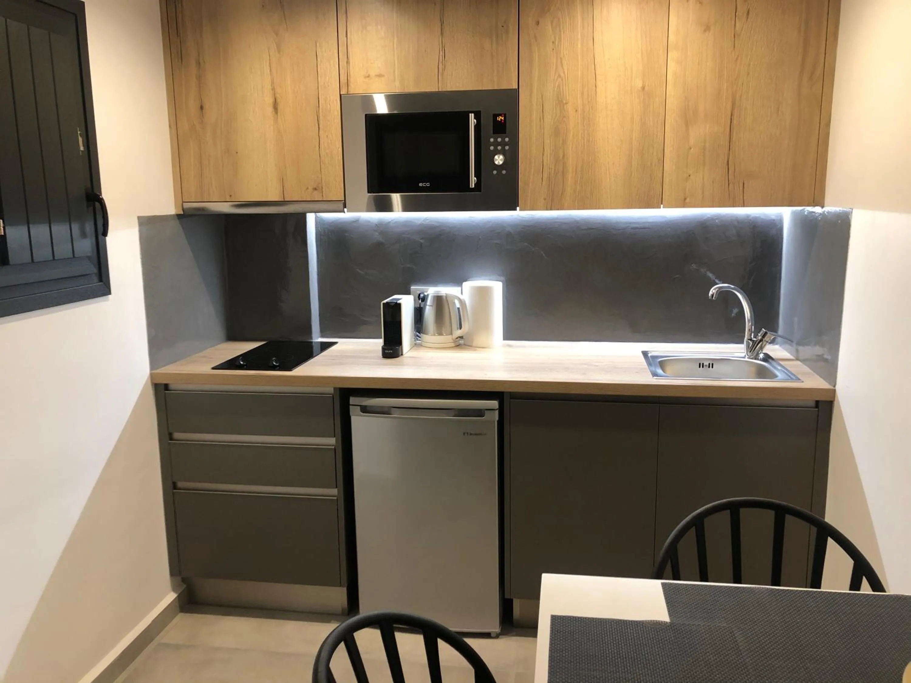 Kitchen or kitchenette in Dragonfly Villas