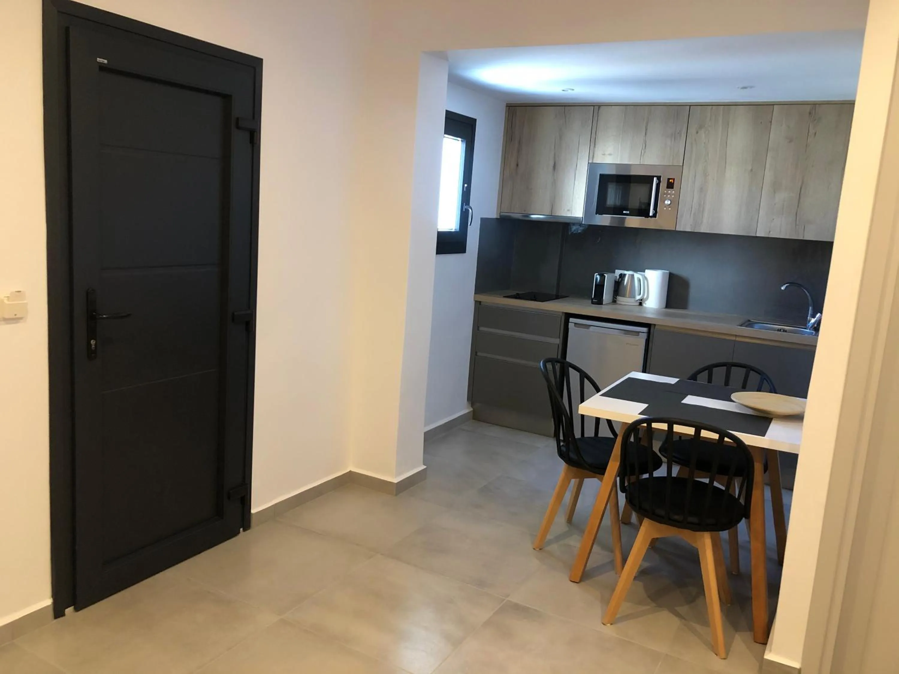 Kitchen or kitchenette in Dragonfly Villas