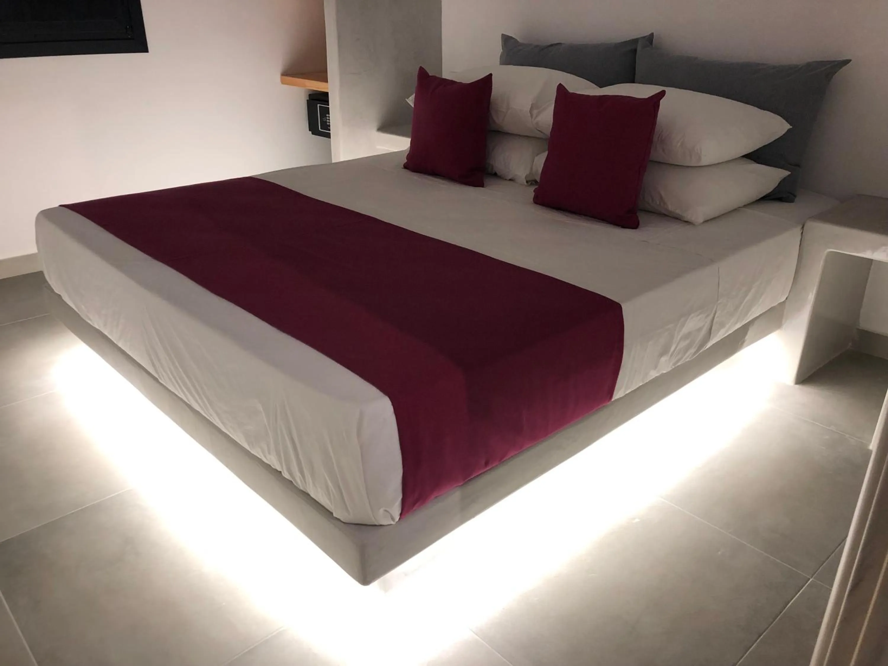 Bed in Dragonfly Villas