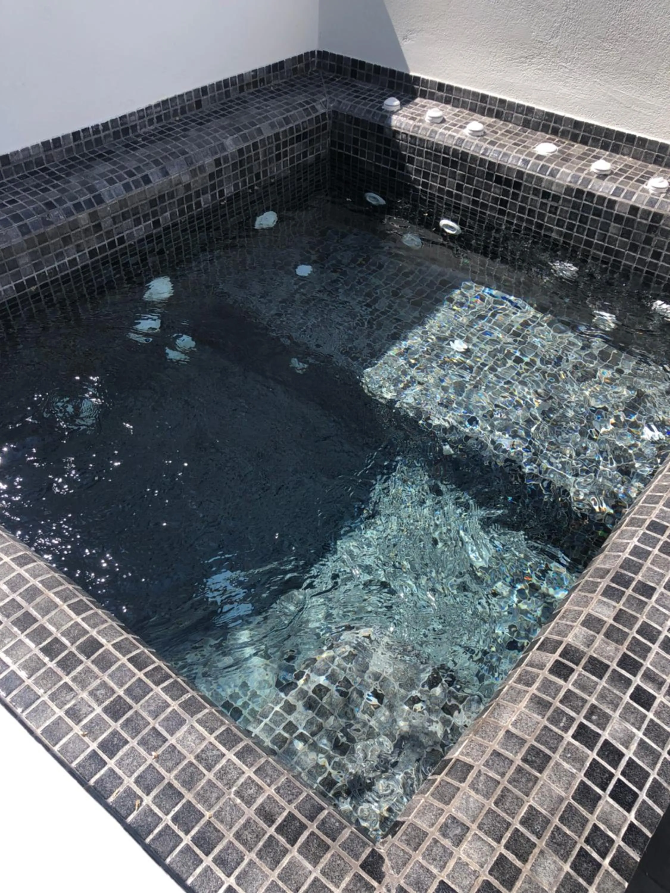 Hot Tub in Dragonfly Villas