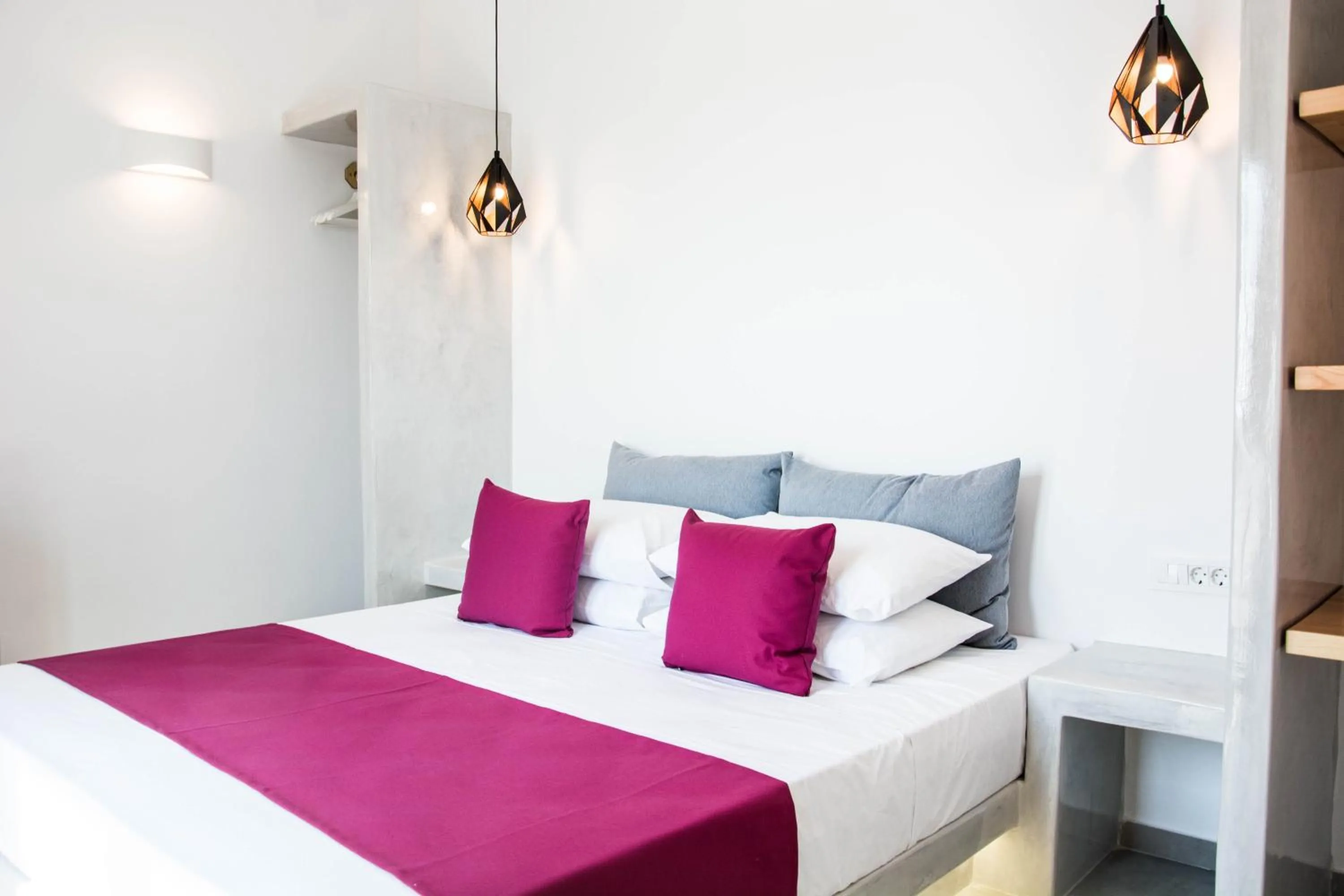 Bed in Dragonfly Villas